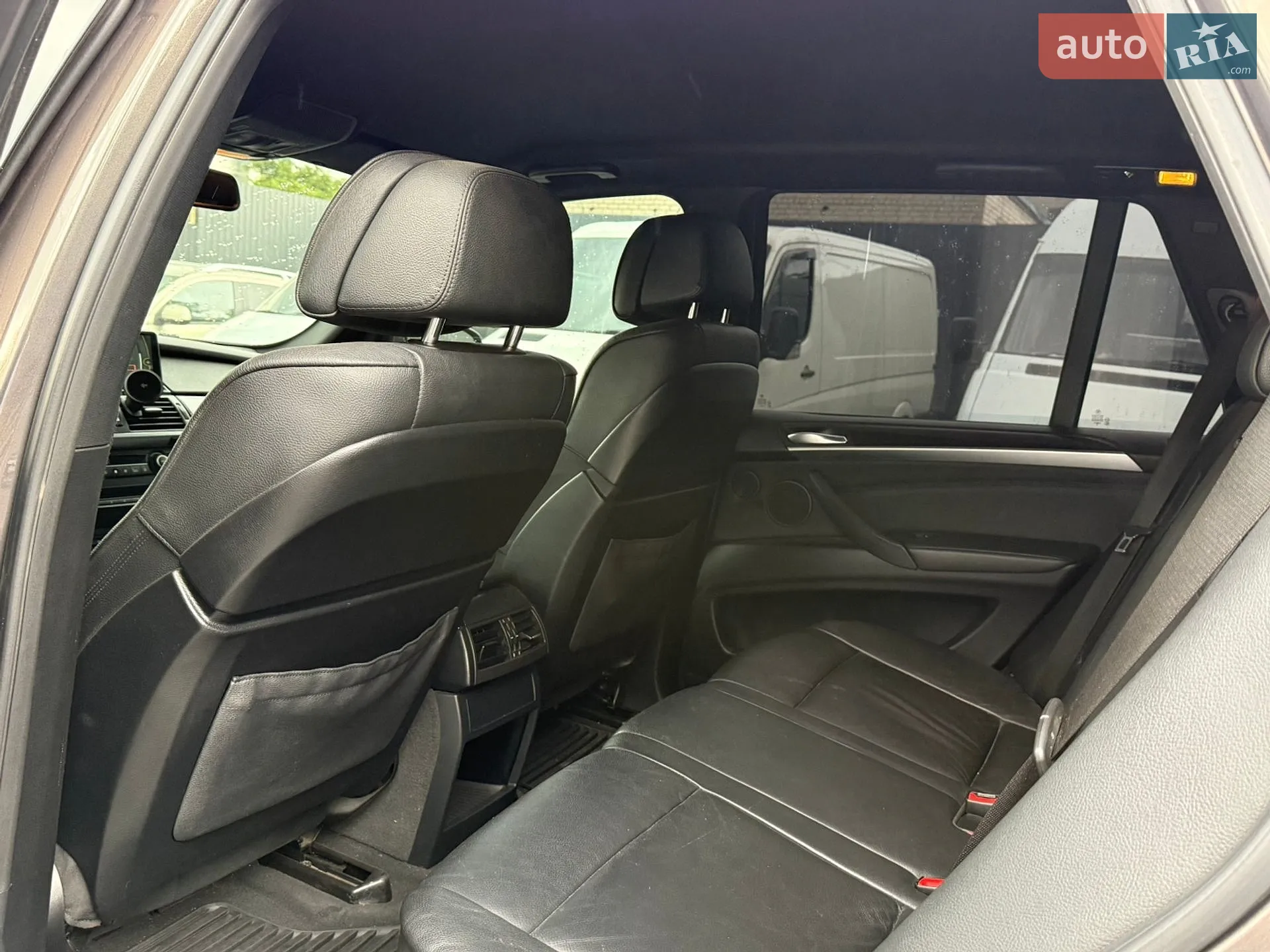 2010 BMW X5 - мініатюра 31