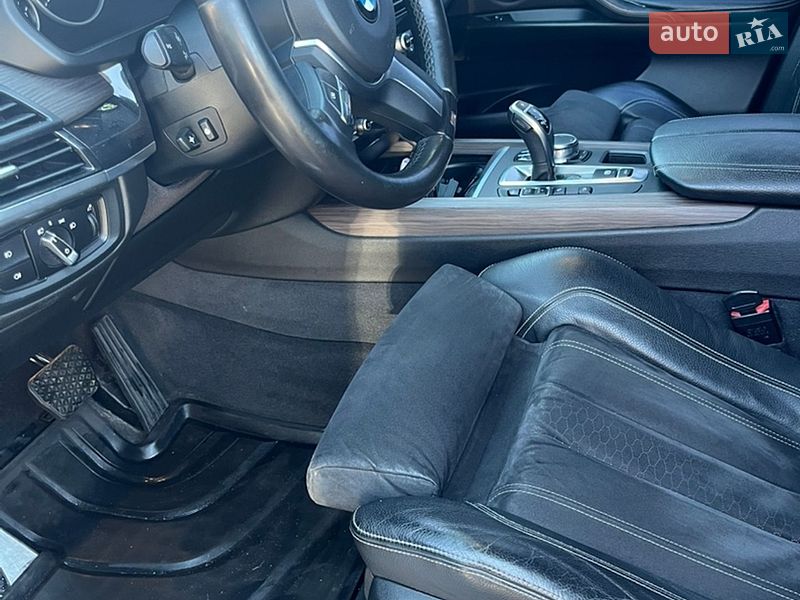 Внедорожник / Кроссовер BMW X5 2017 в Черкассах