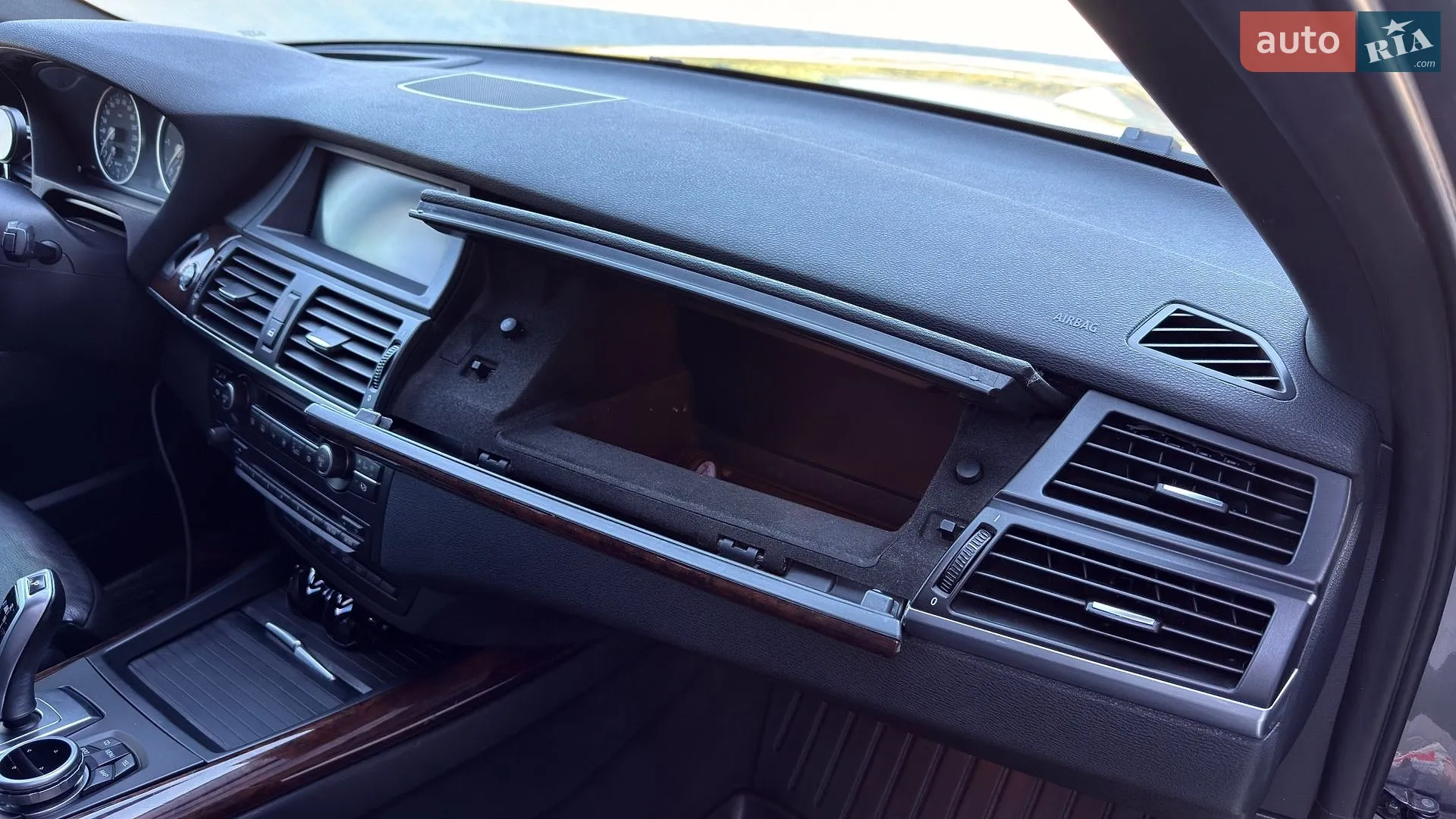 2010 BMW X5 - мініатюра 31