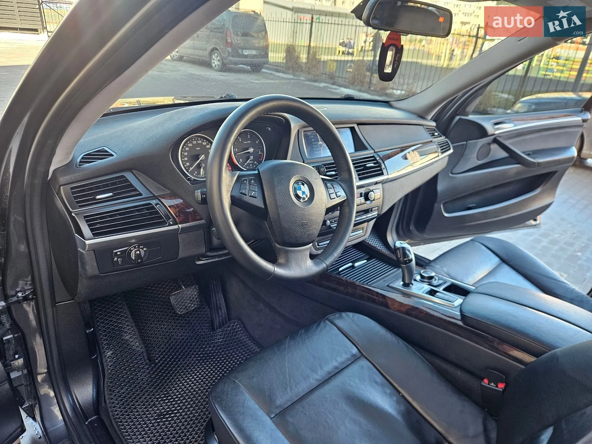 2011 BMW X5 - мініатюра 22