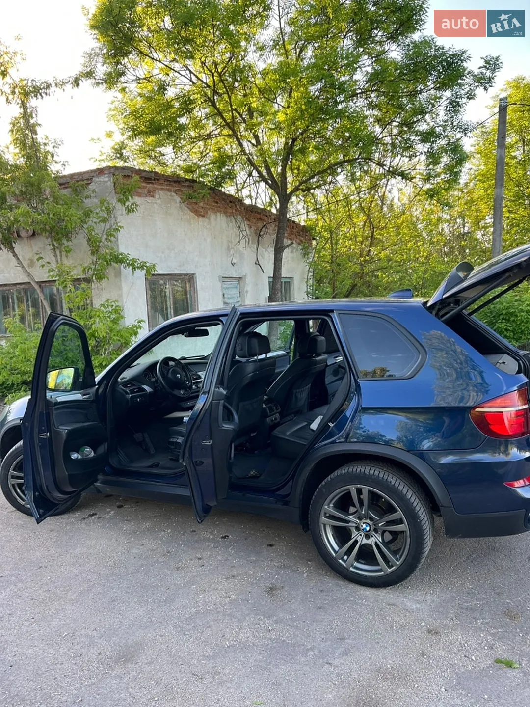 2010 BMW X5 - мініатюра 18