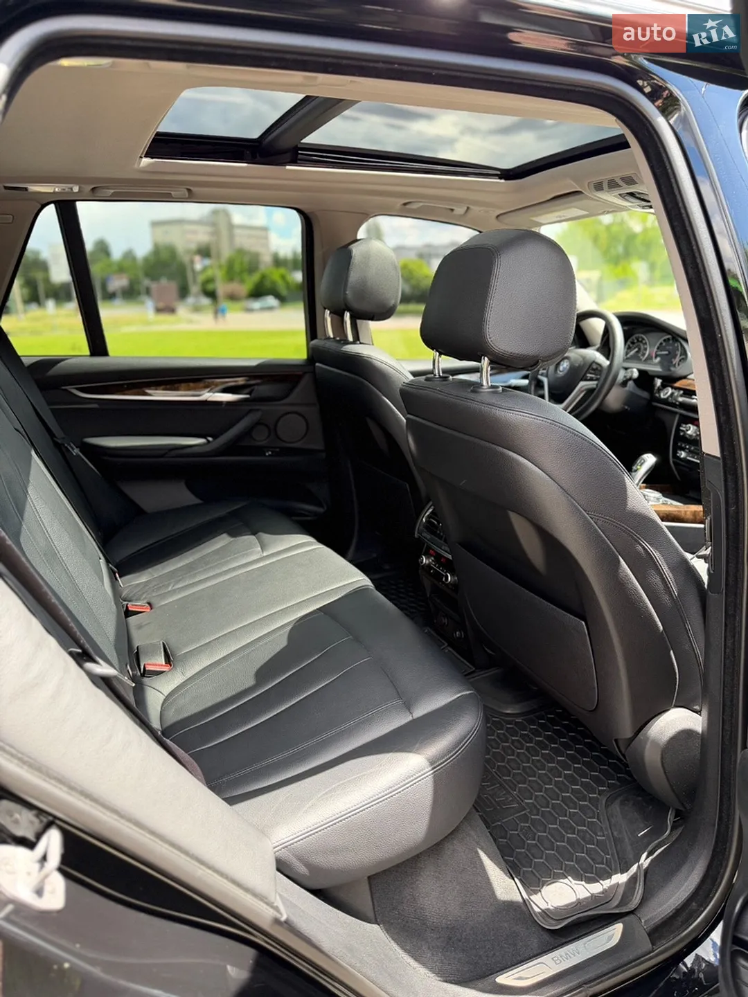 2014 BMW X5 - мініатюра 10