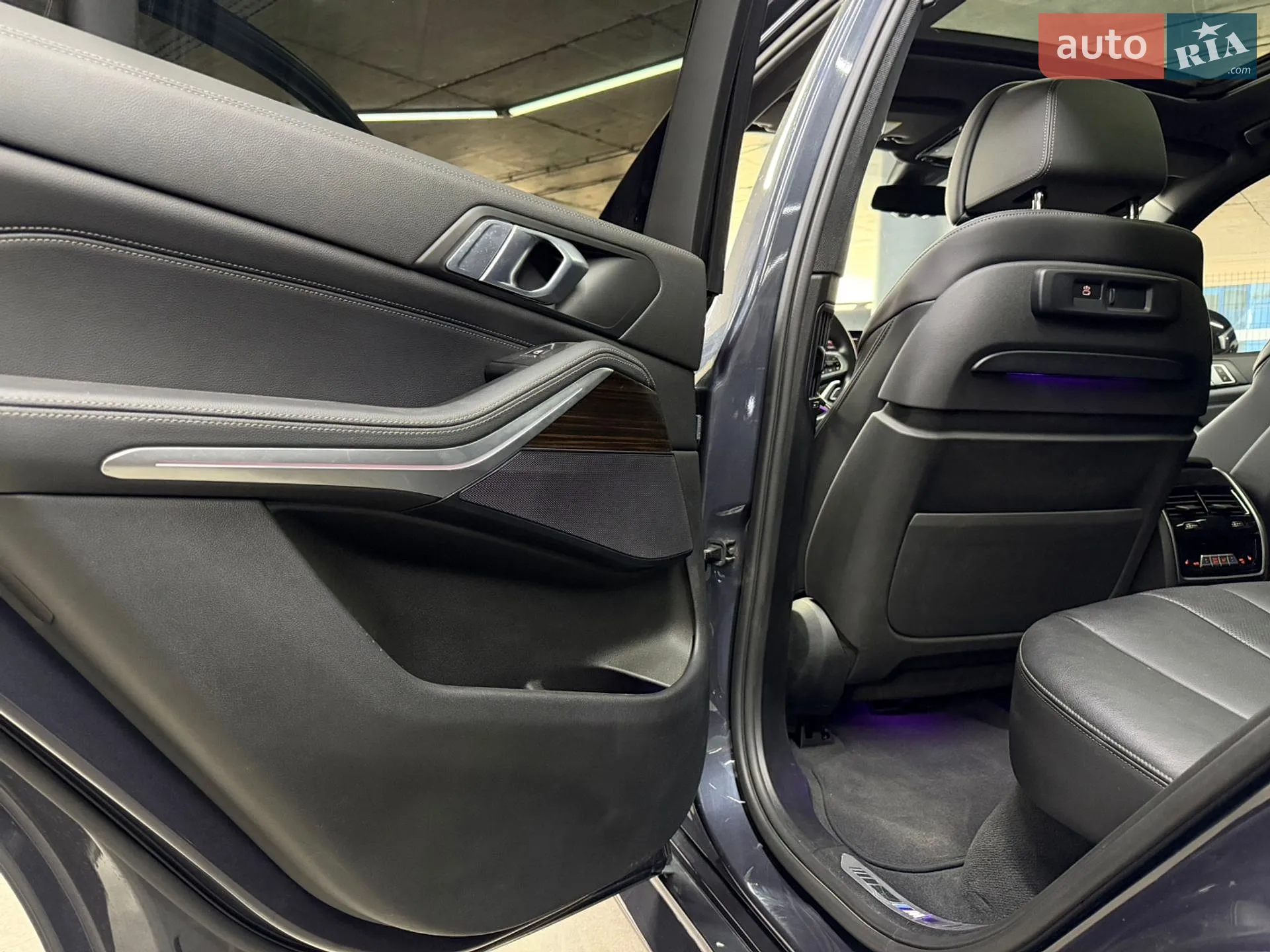 2020 BMW X5 - мініатюра 23