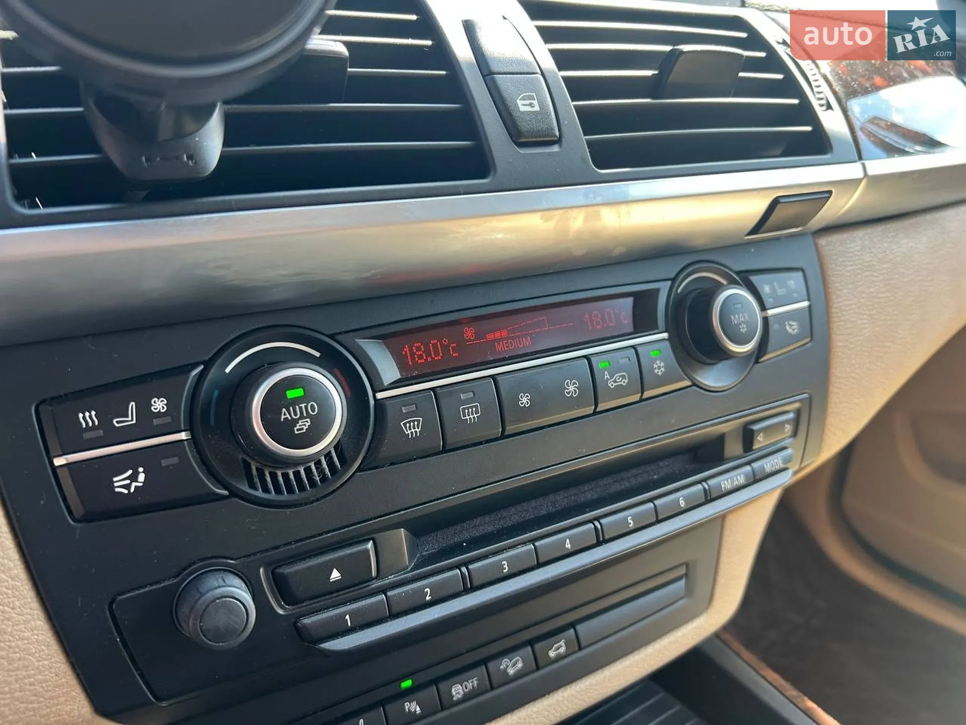 2011 BMW X5 - мініатюра 28