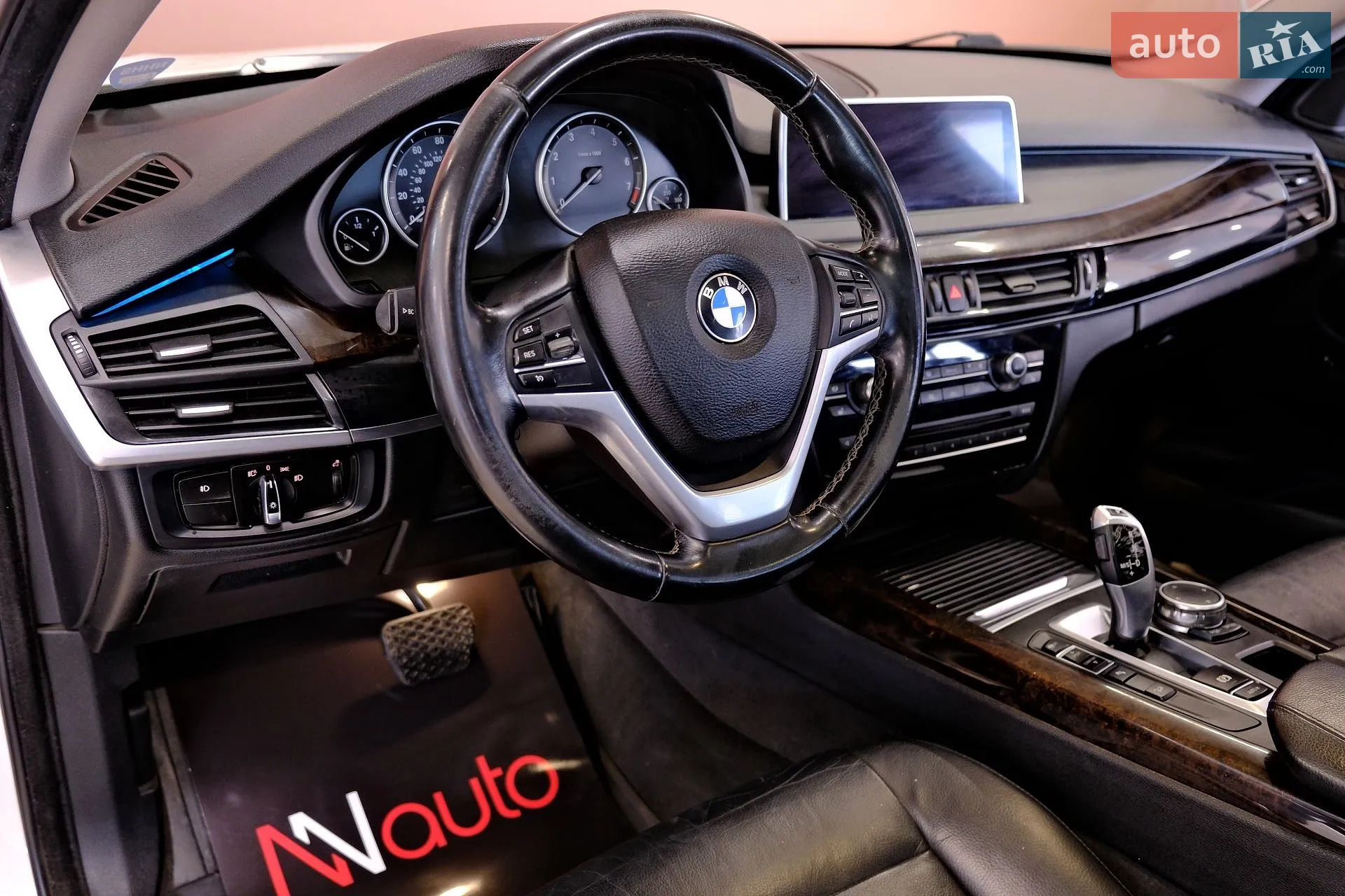 2015 BMW X5 - мініатюра 27