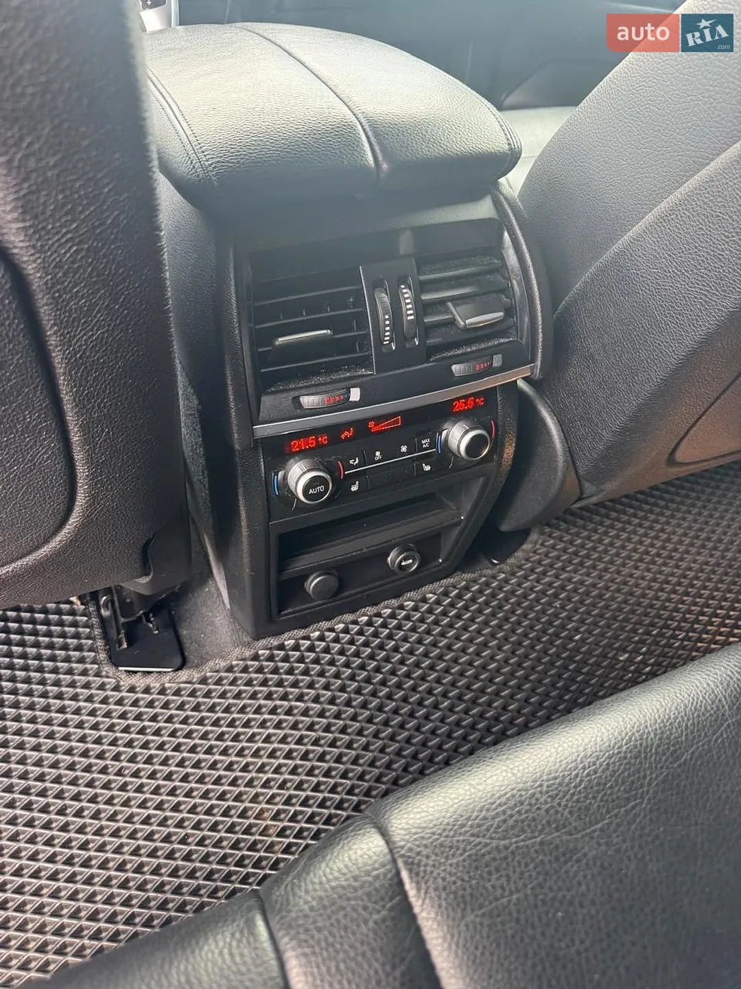 2015 BMW X5 - мініатюра 18