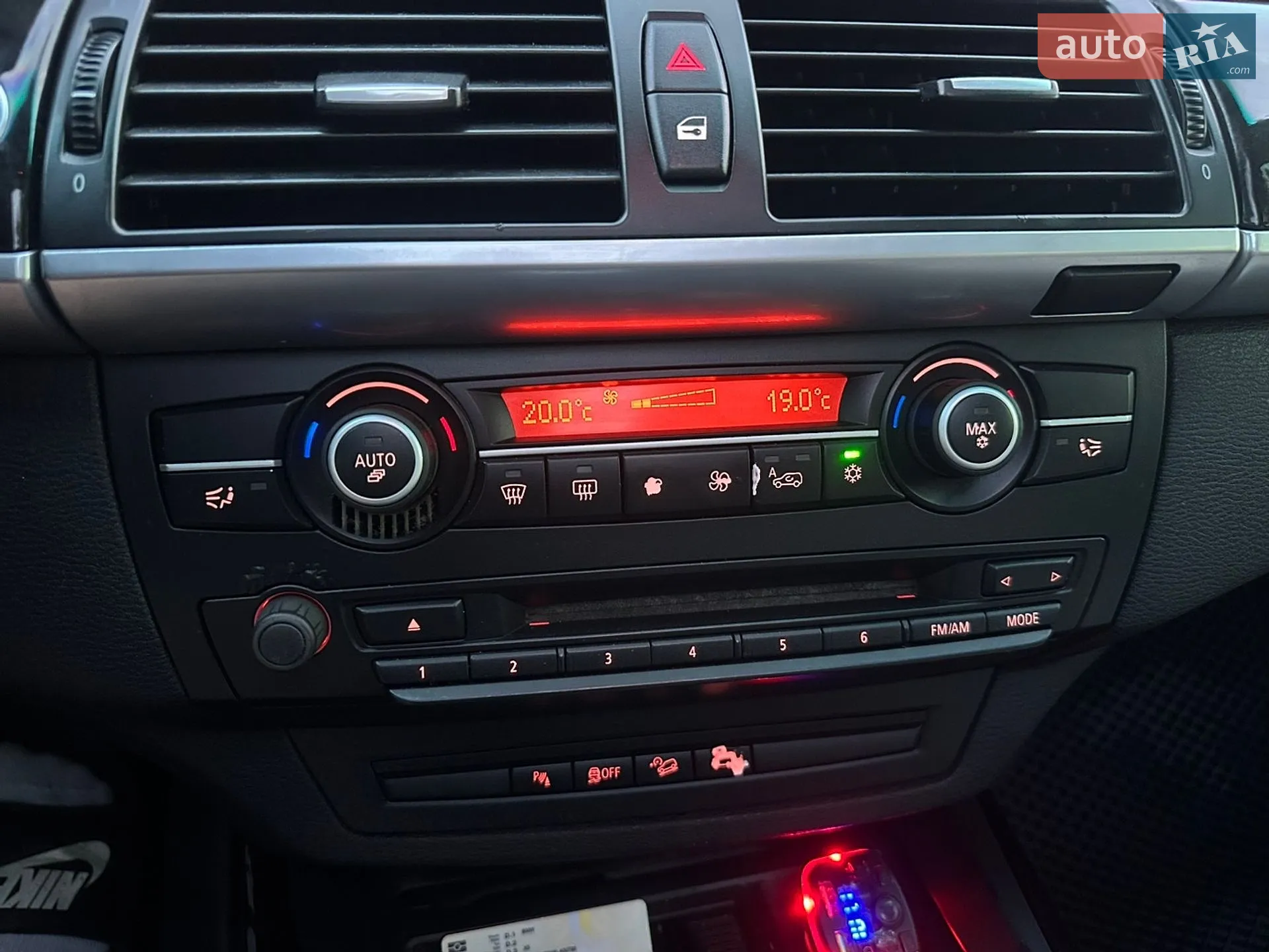 2010 BMW X5 - мініатюра 36
