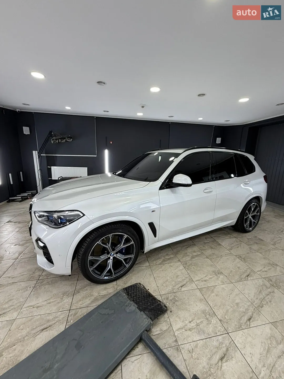 2020 BMW X5 - мініатюра 4