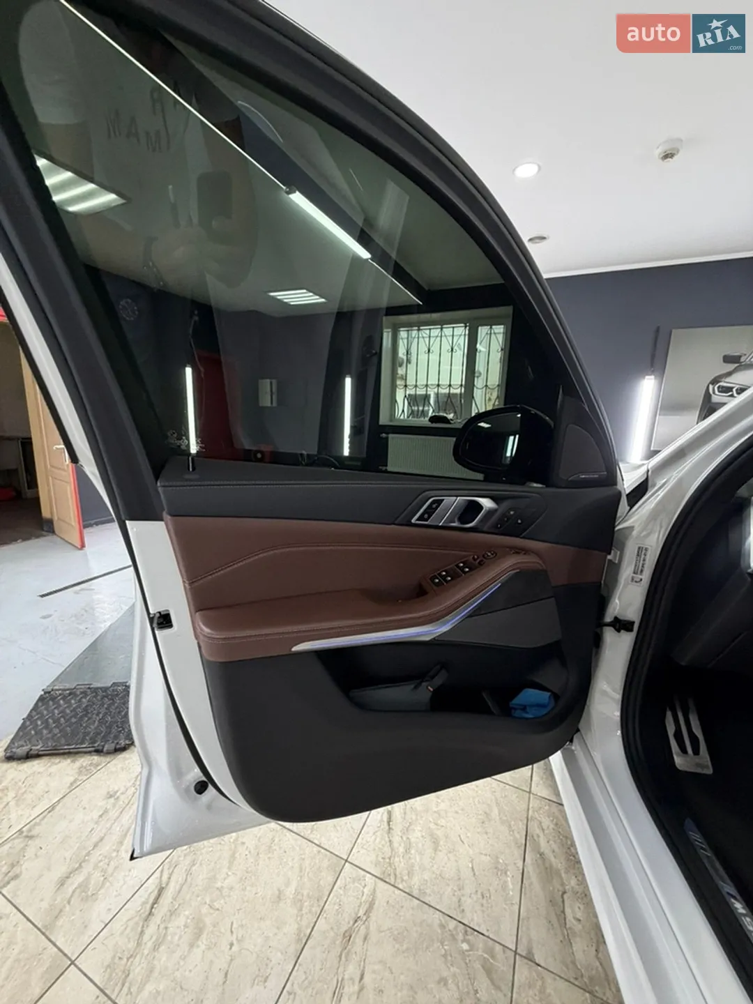 2020 BMW X5 - мініатюра 17