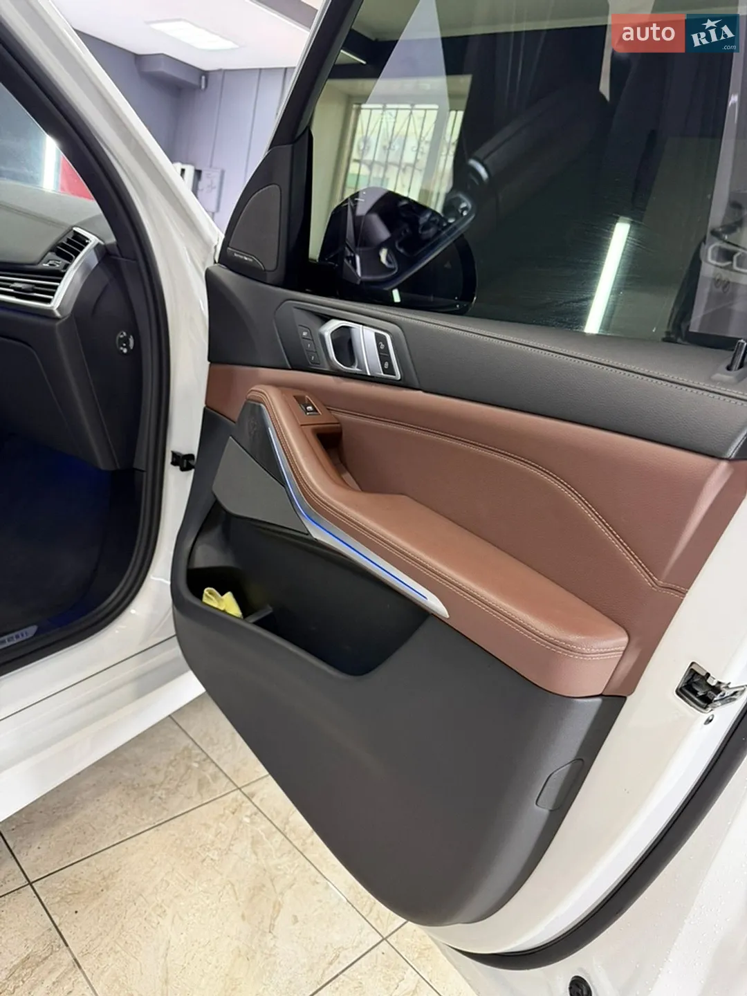 2020 BMW X5 - мініатюра 23