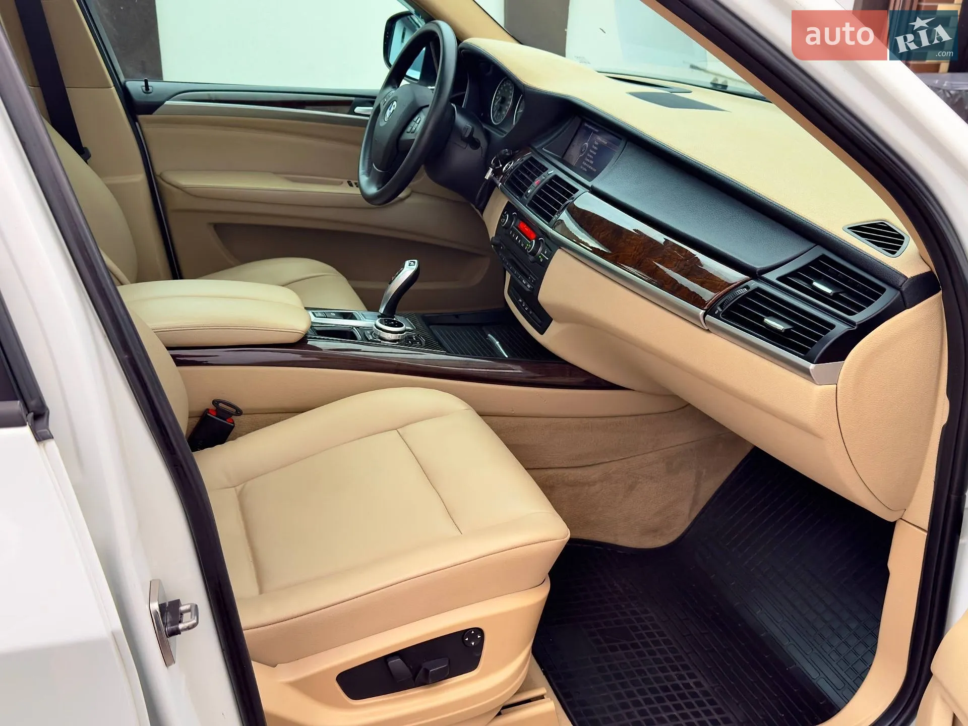 2012 BMW X5 - мініатюра 12
