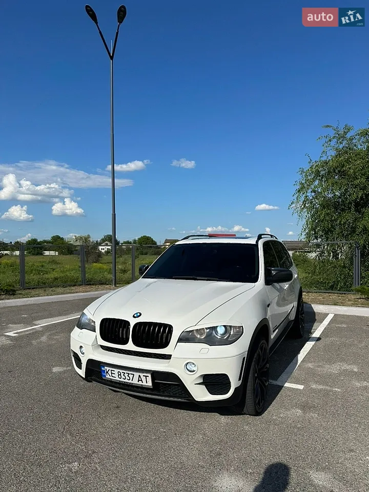 2010 BMW X5 - мініатюра 24