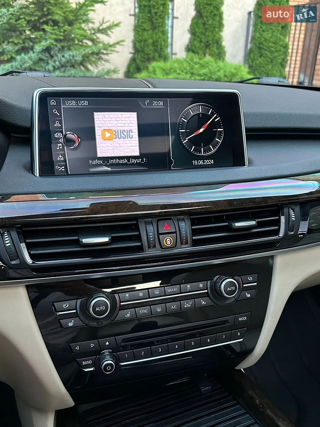 2016 BMW X5 - мініатюра 31