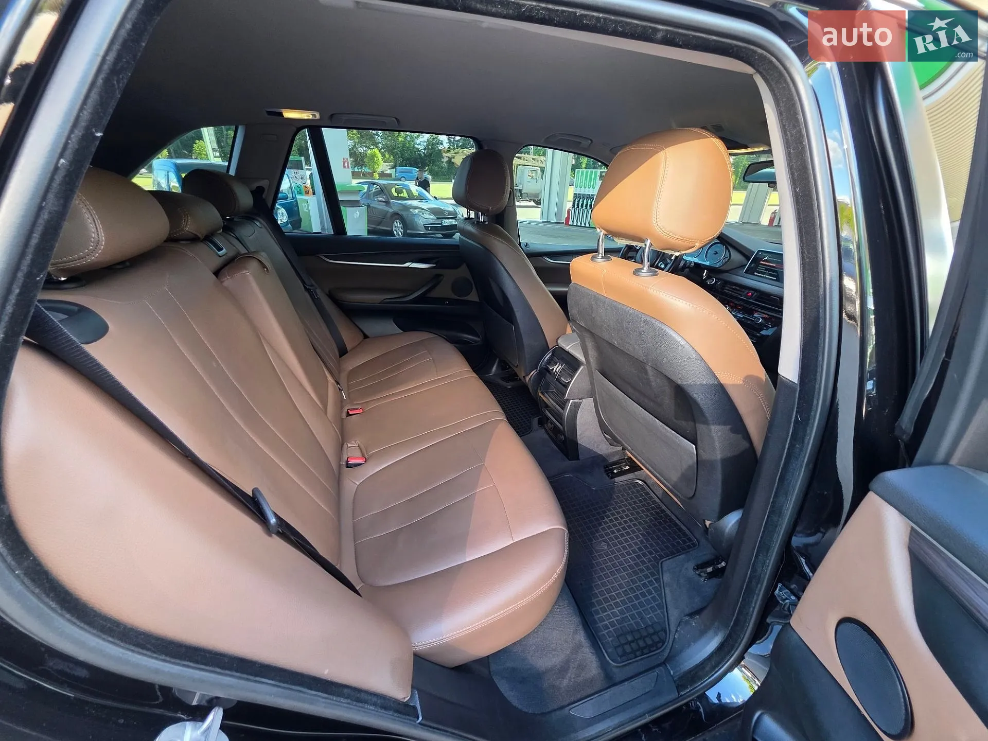 2017 BMW X5 - мініатюра 16