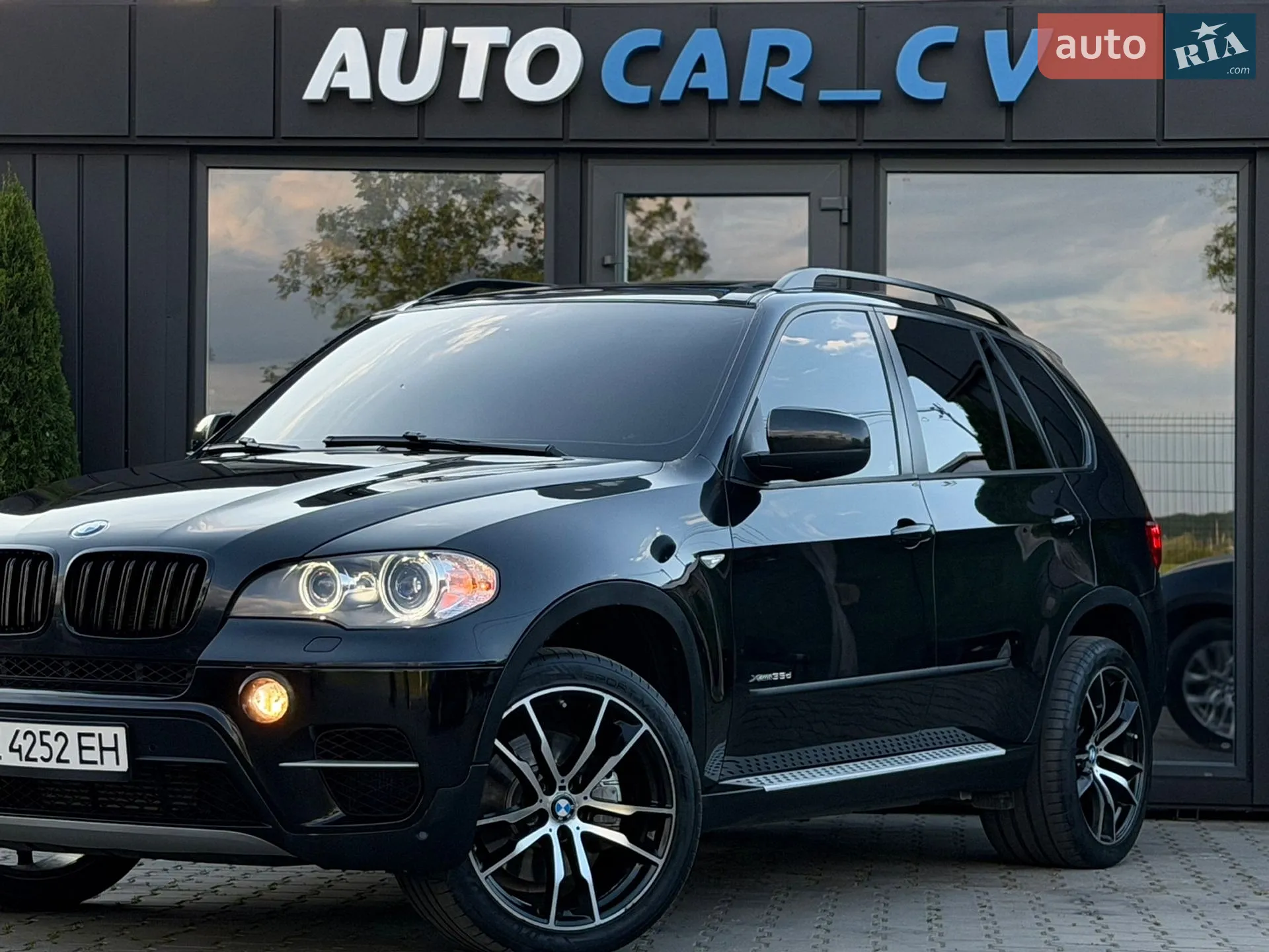 2011 BMW X5 - мініатюра 2