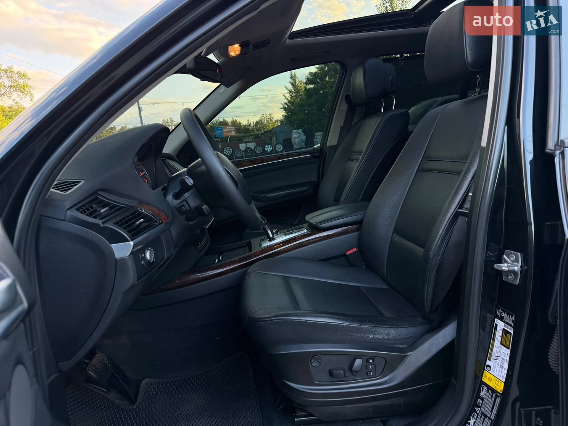 2011 BMW X5 - мініатюра 27