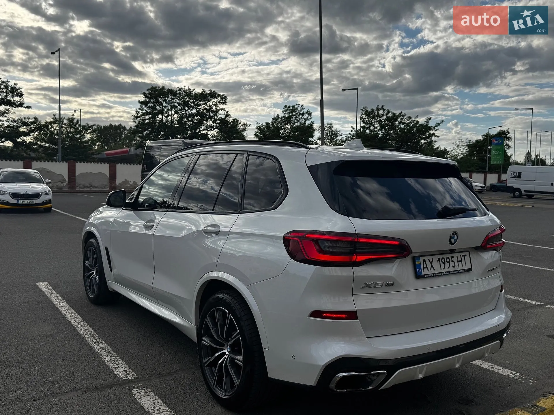 2019 BMW X5 - мініатюра 2