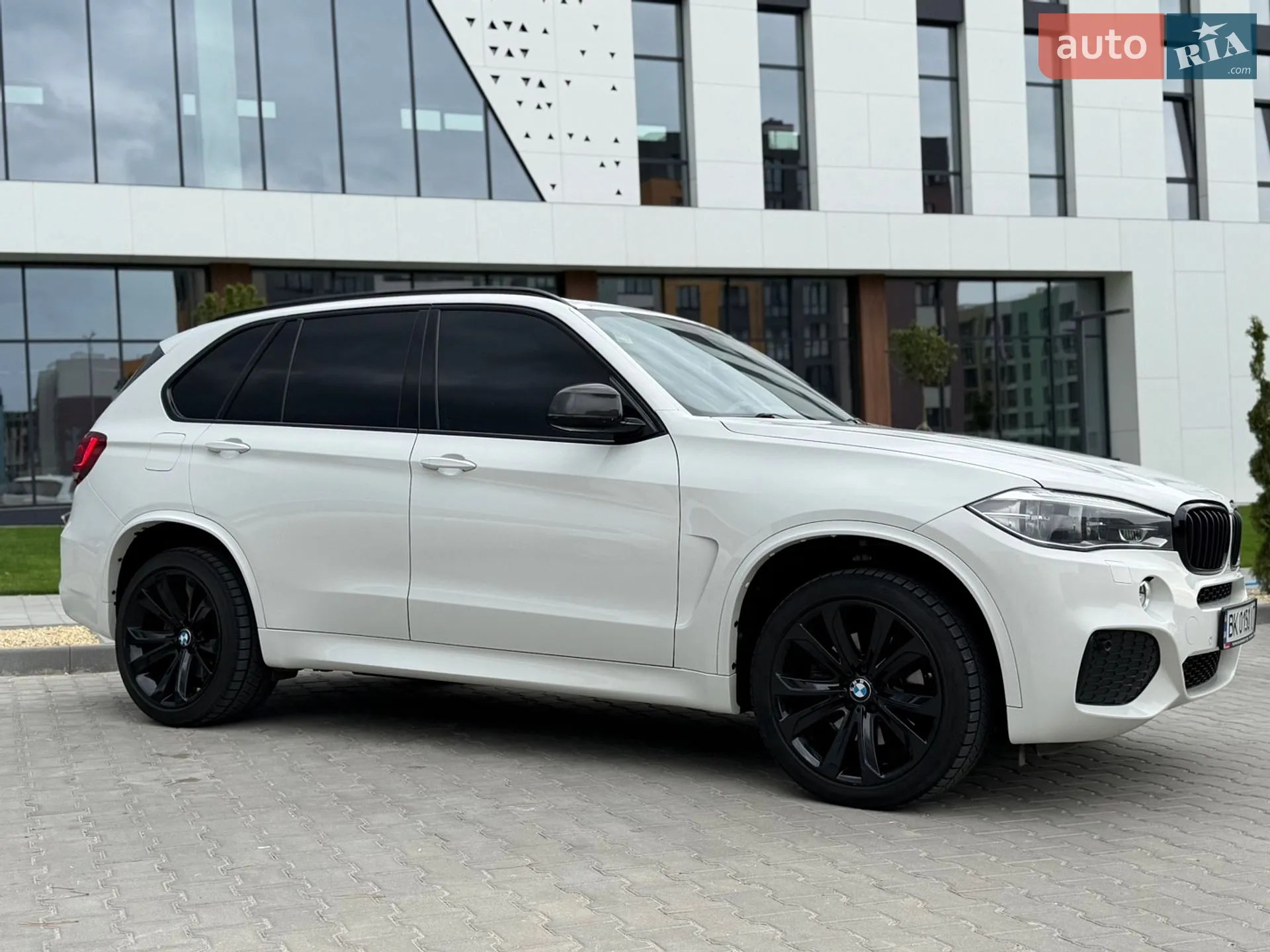 2014 BMW X5 - мініатюра 9