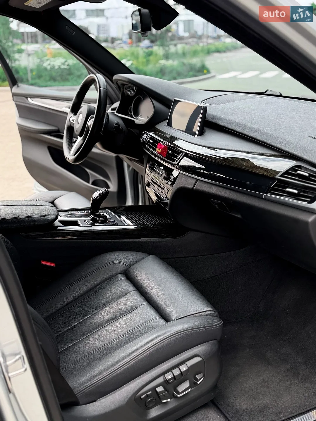 2016 BMW X5 - мініатюра 16