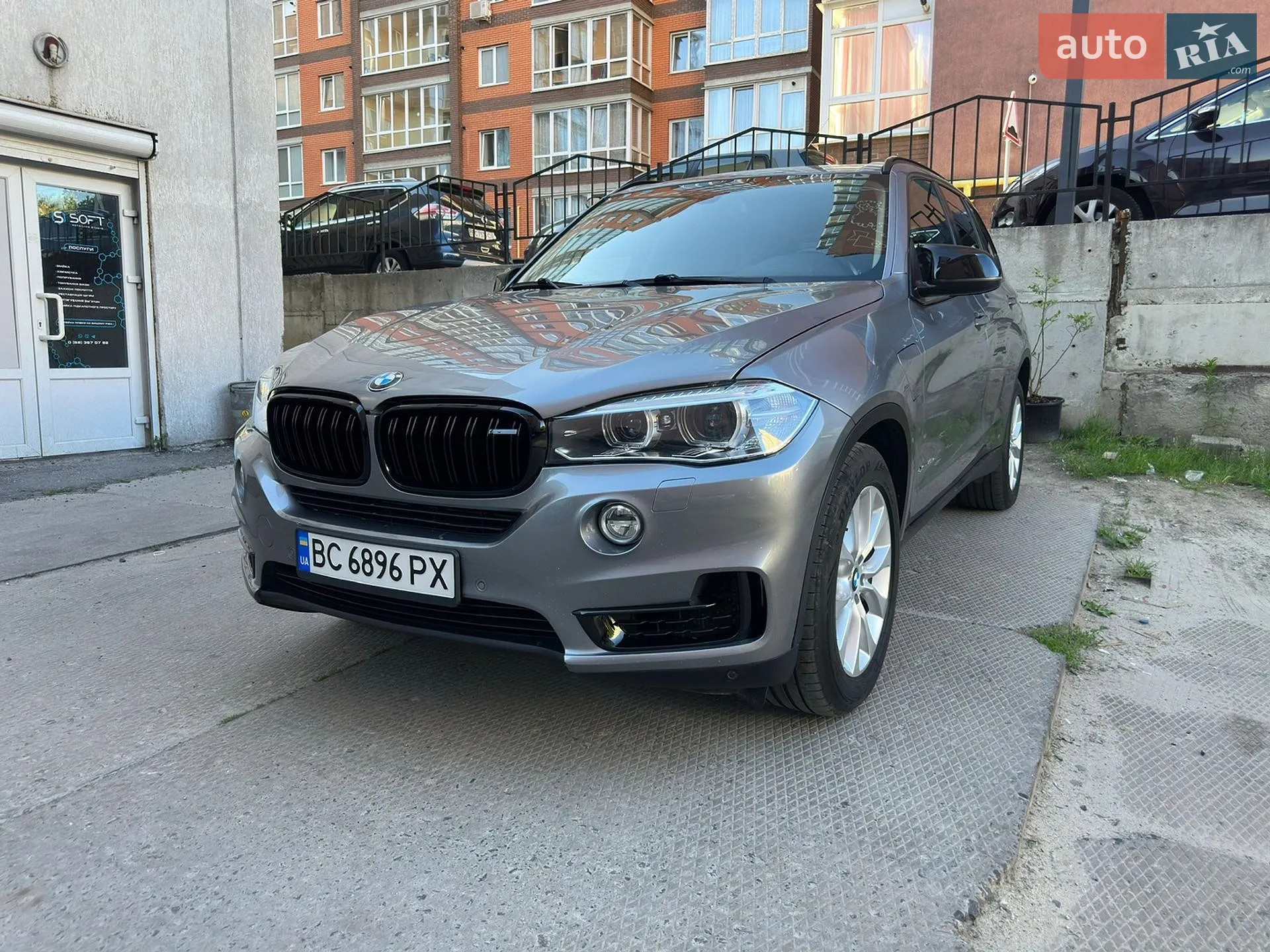 2016 BMW X5 - мініатюра 13