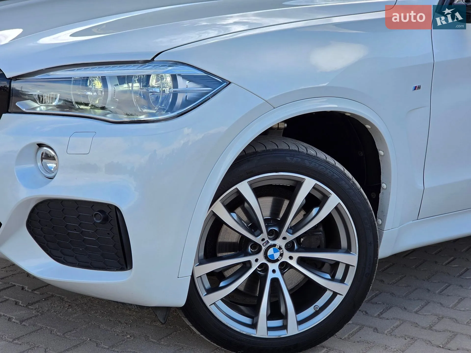 2017 BMW X5 - мініатюра 11