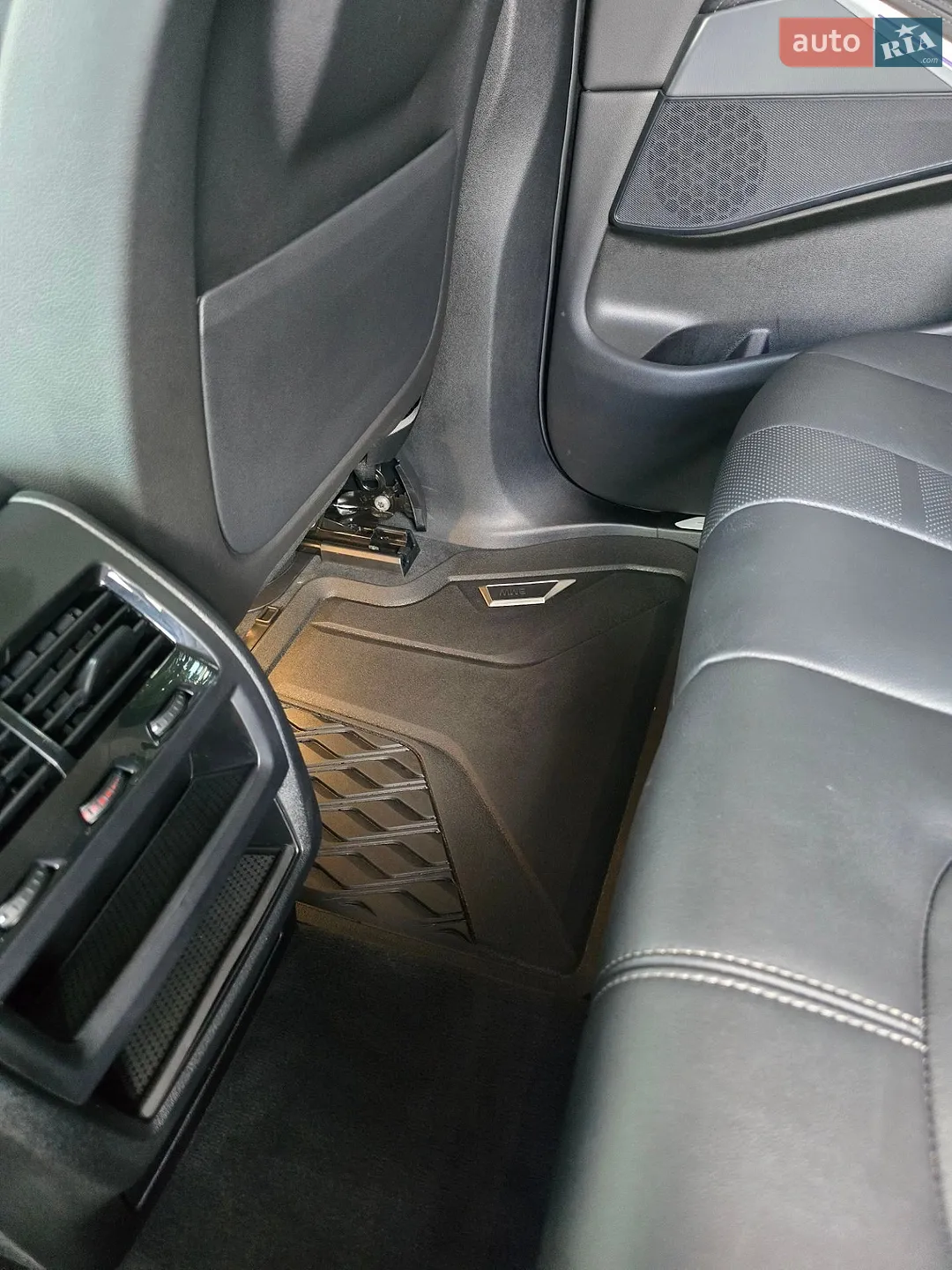 2021 BMW X5 - мініатюра 52