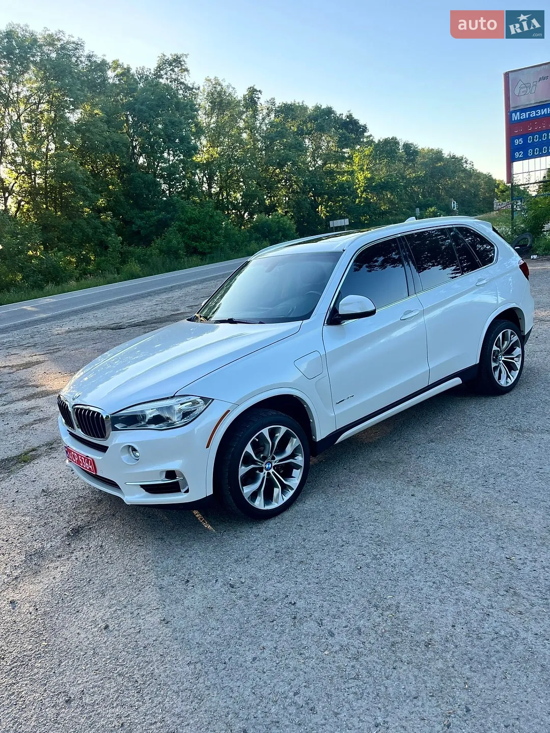 2016 BMW X5 - мініатюра 2
