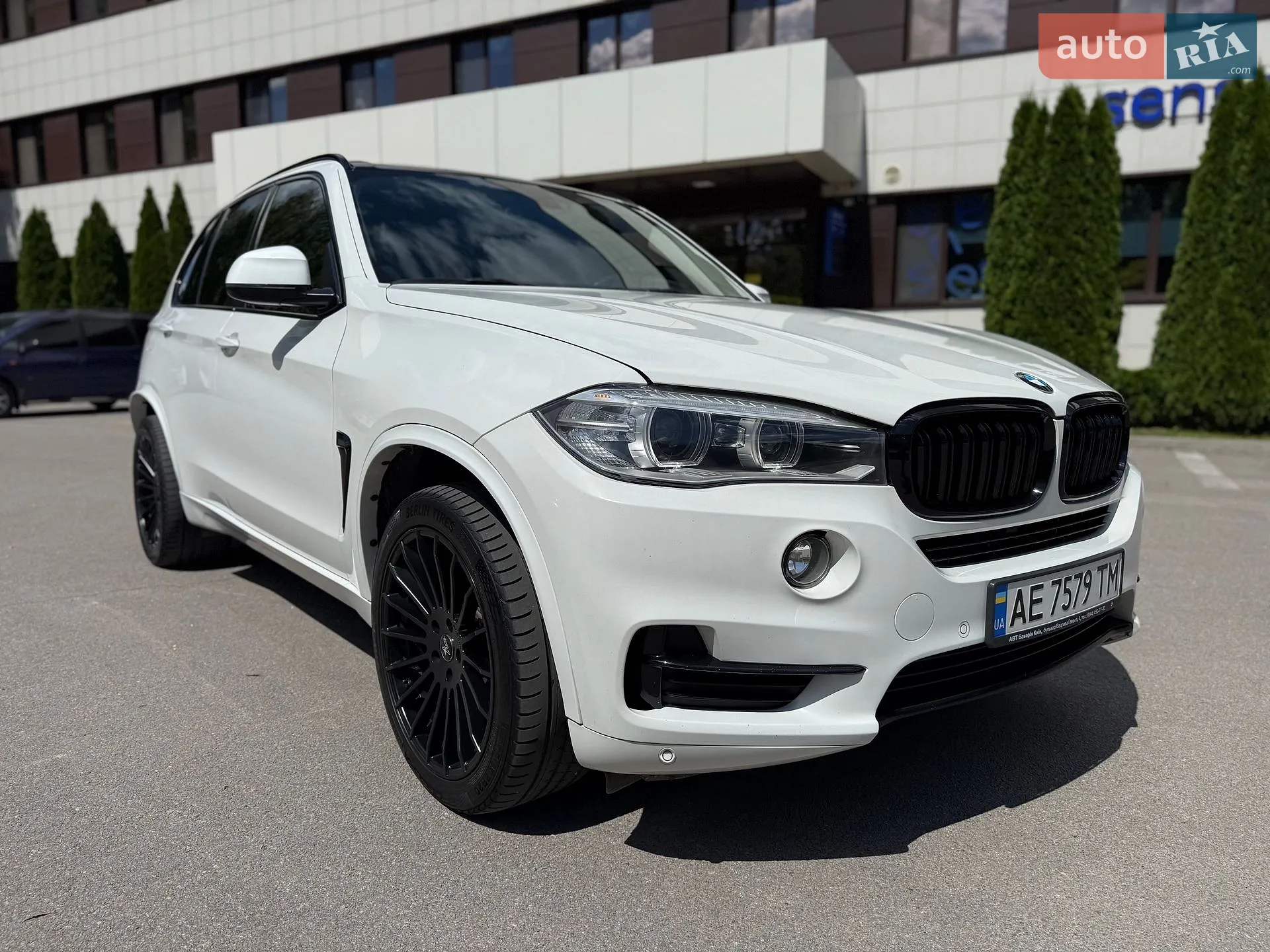 2015 BMW X5 - мініатюра 14