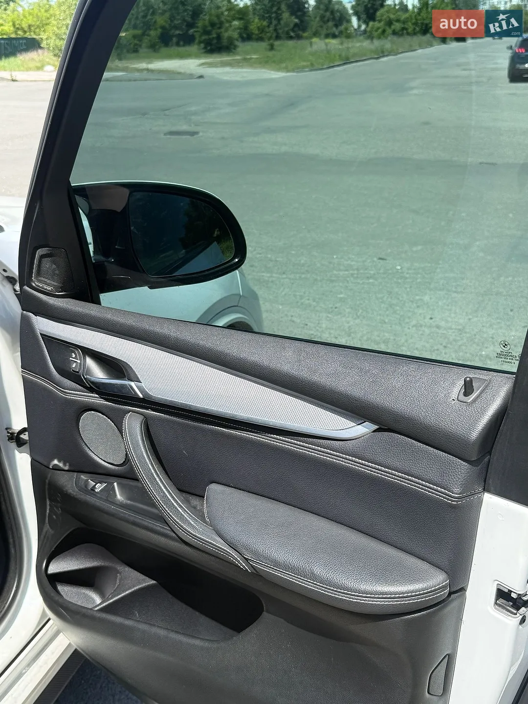 2016 BMW X5 - мініатюра 13