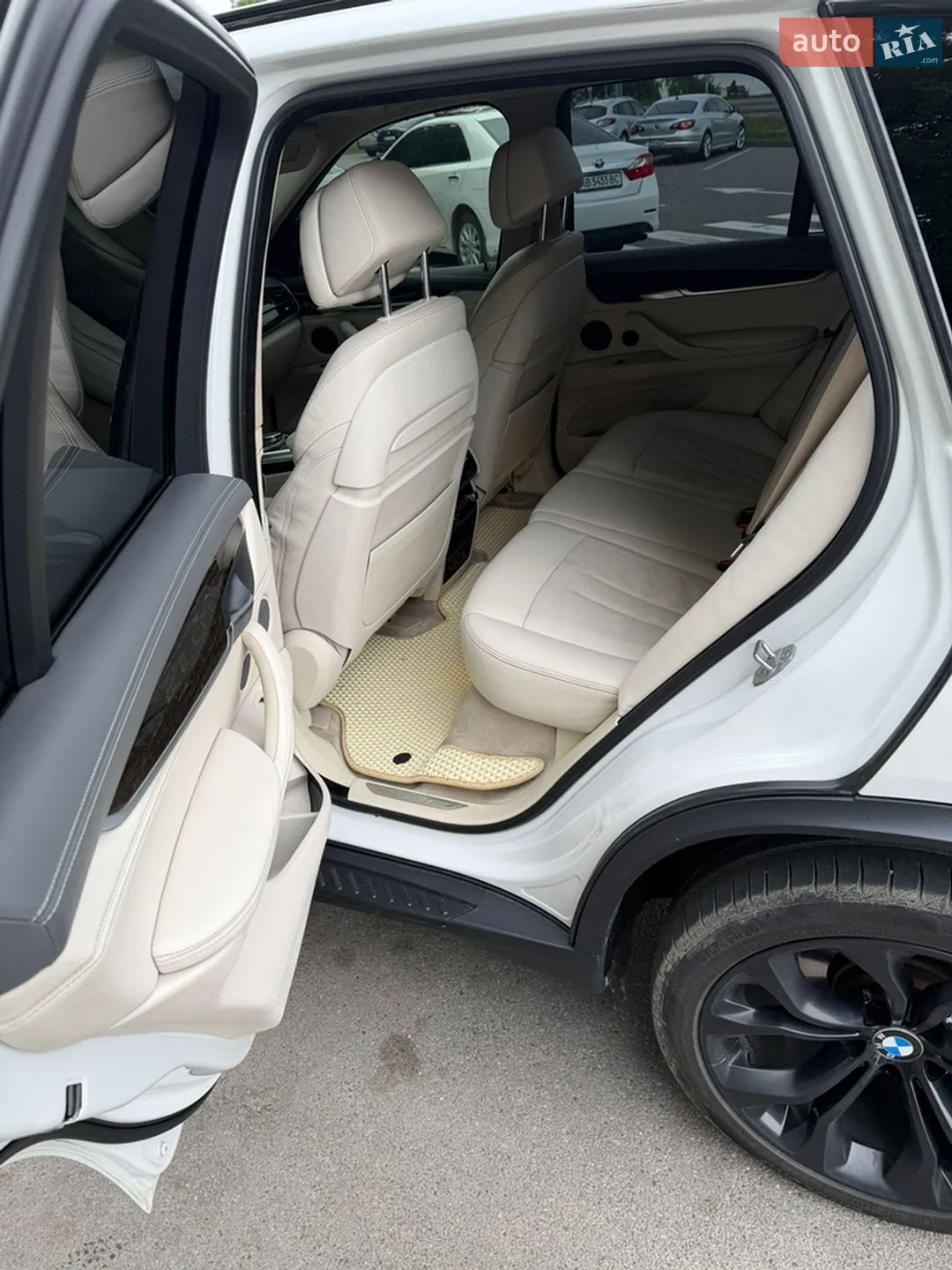2015 BMW X5 - мініатюра 15