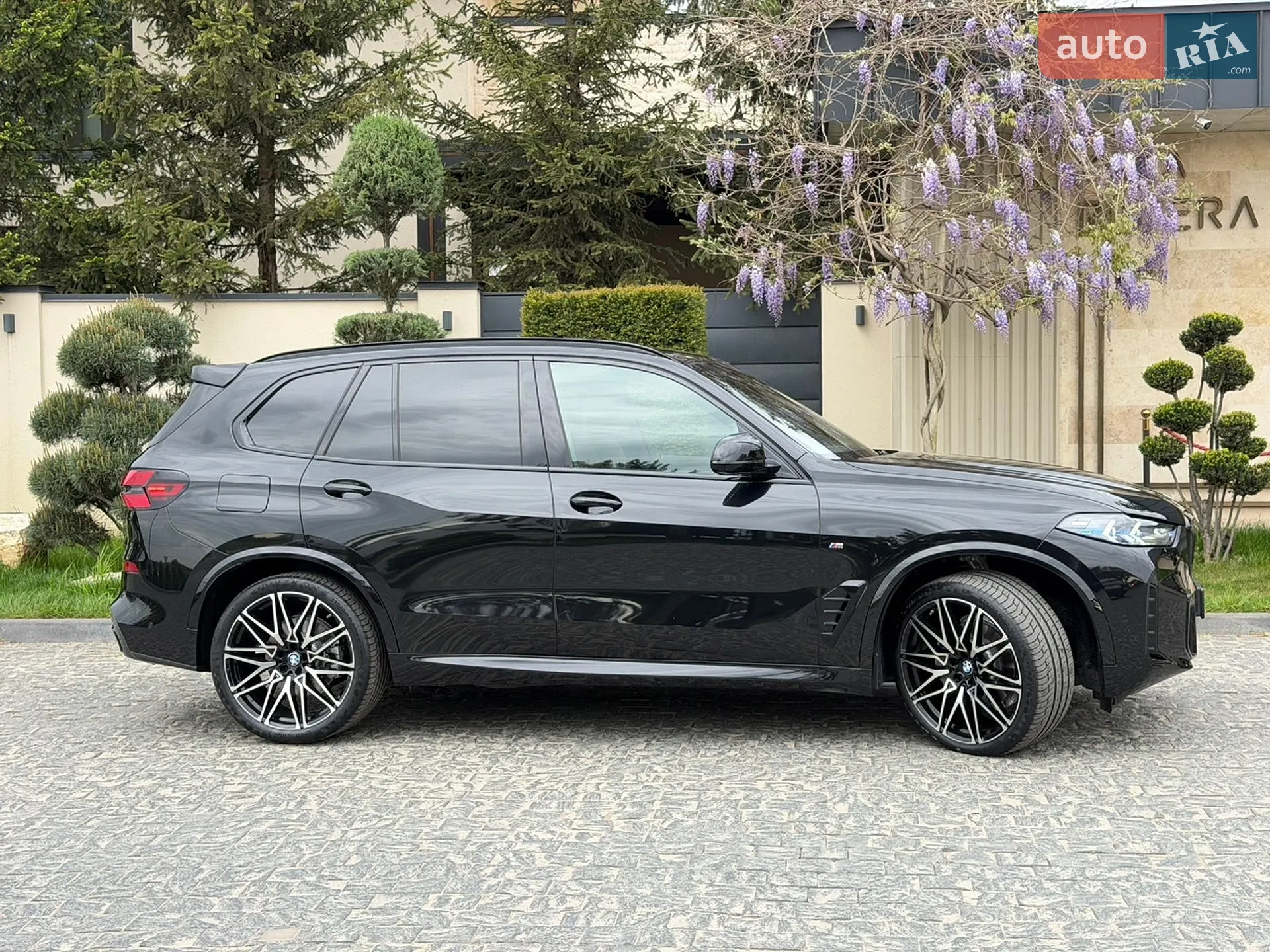 2025 BMW X5 - мініатюра 16
