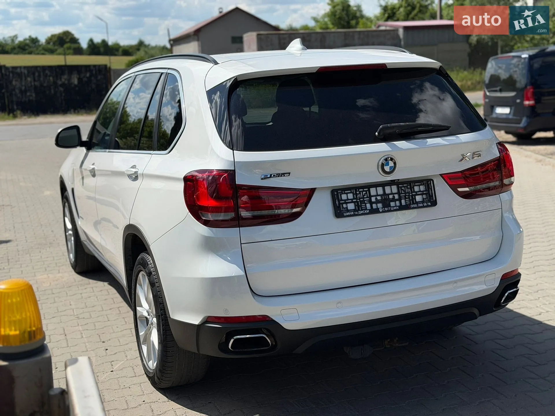 2016 BMW X5 - мініатюра 8