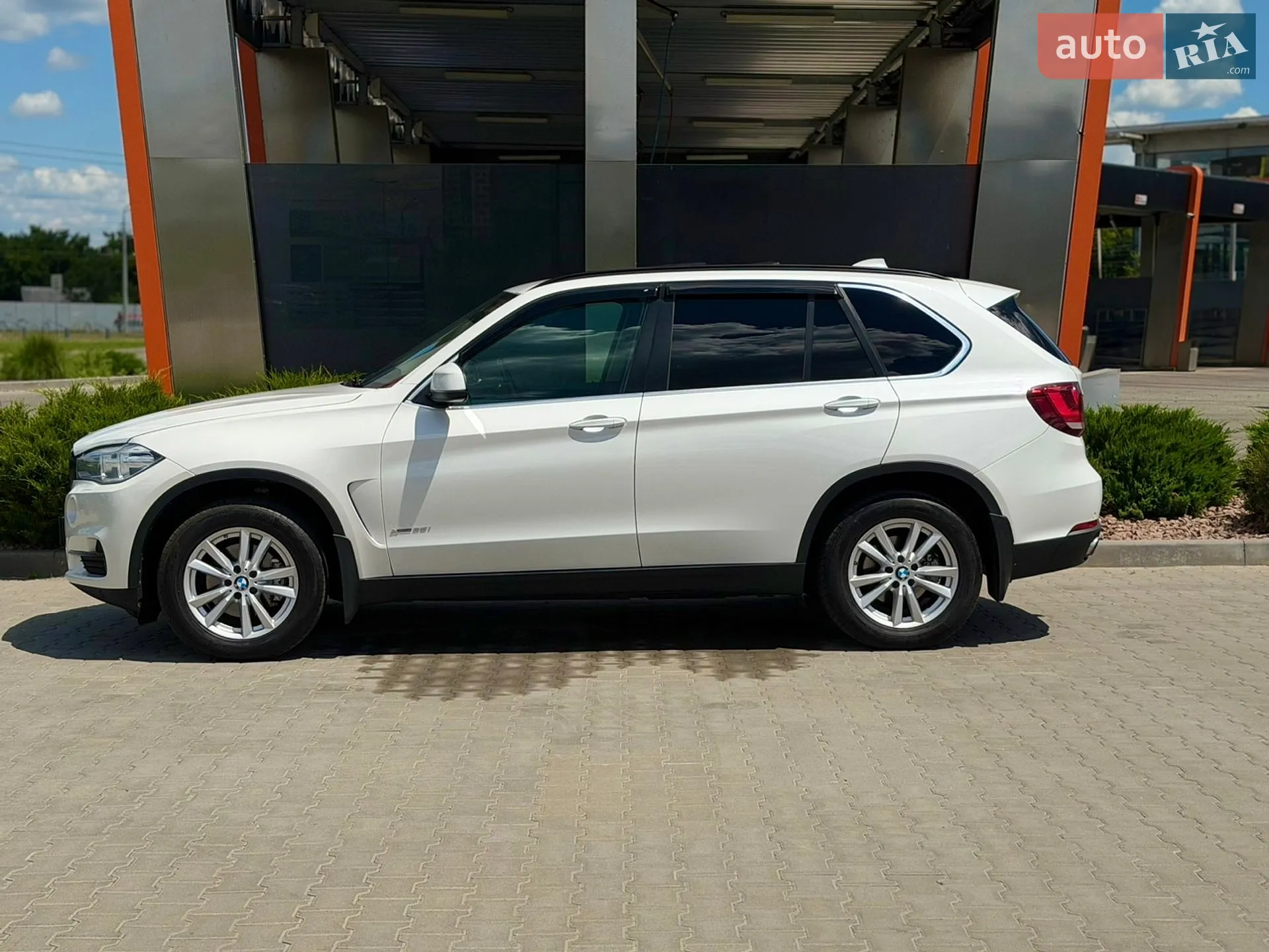2015 BMW X5 - мініатюра 4
