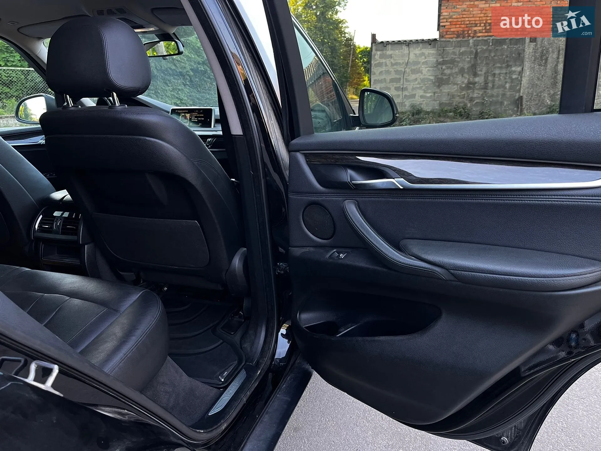 2016 BMW X5 - мініатюра 18