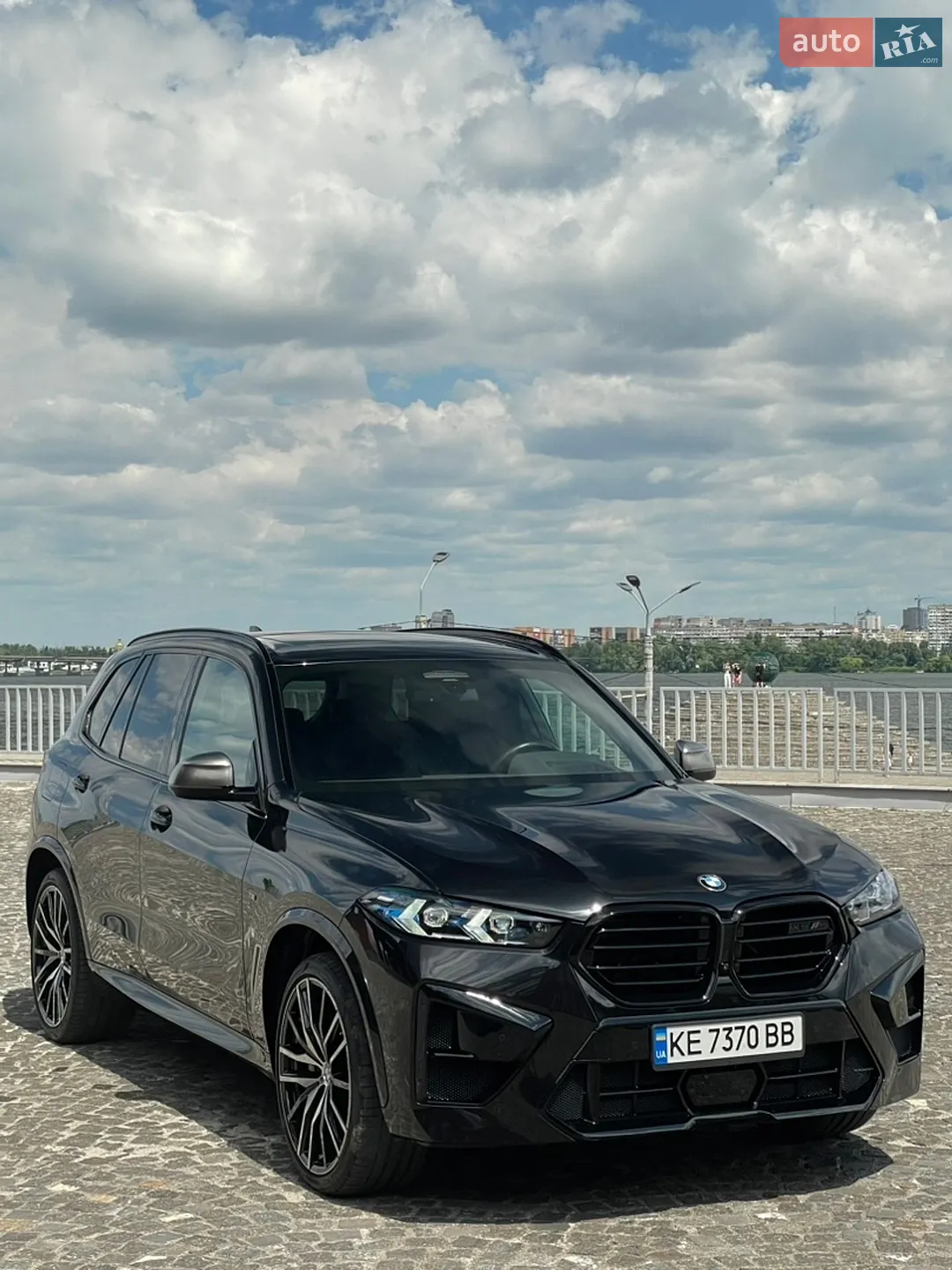 2022 BMW X5 - фото 1