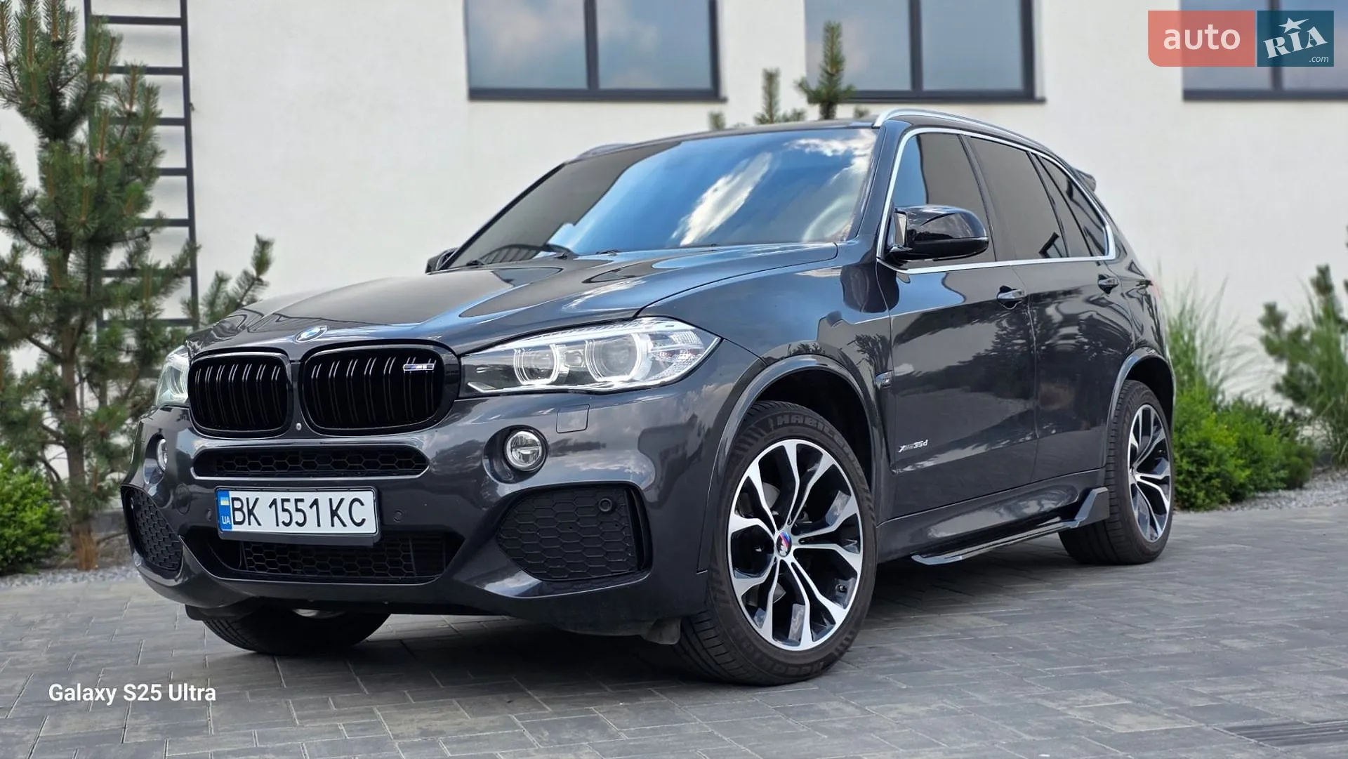 2015 BMW X5 - мініатюра 3