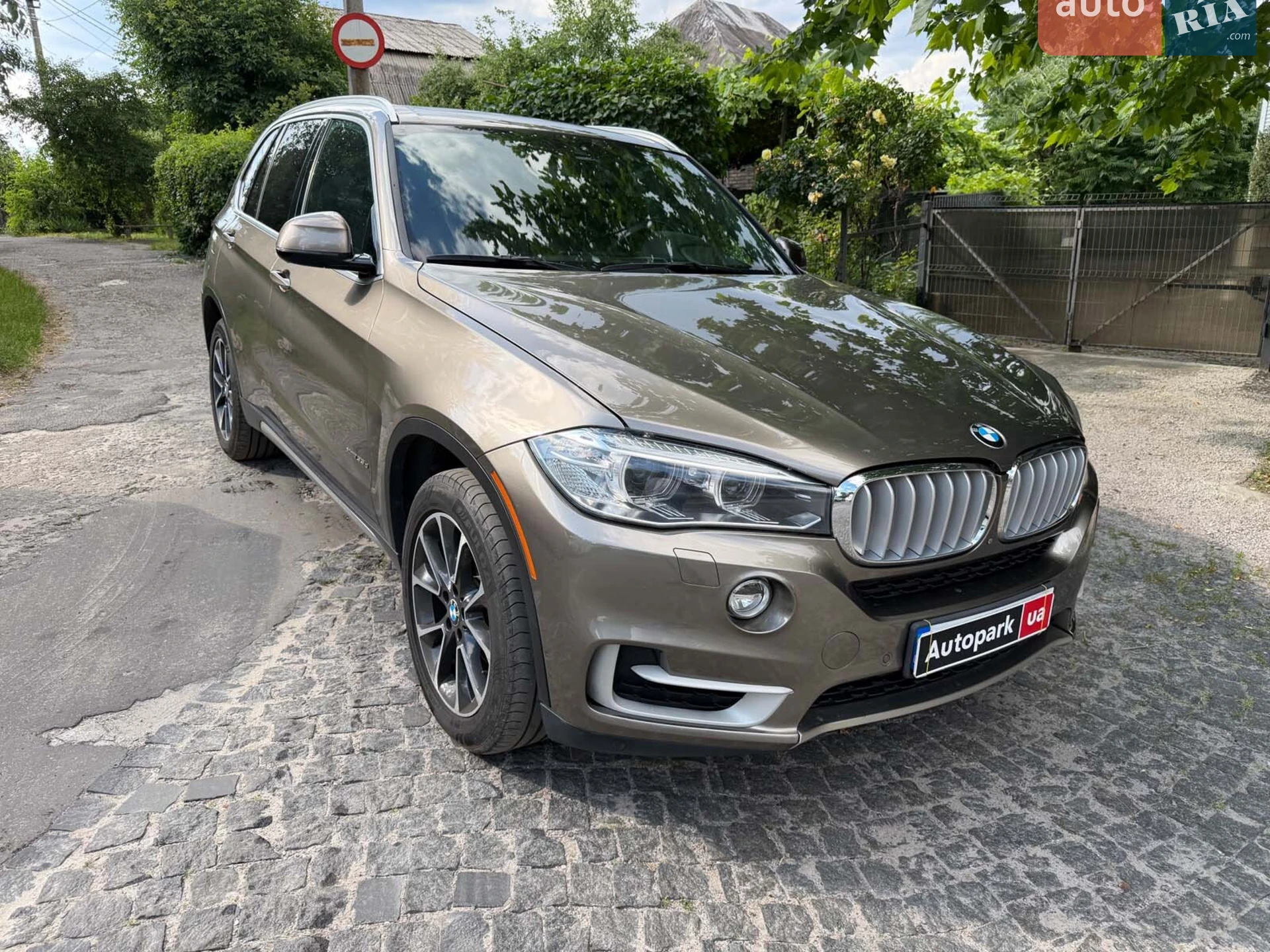 2017 BMW X5 - мініатюра 3