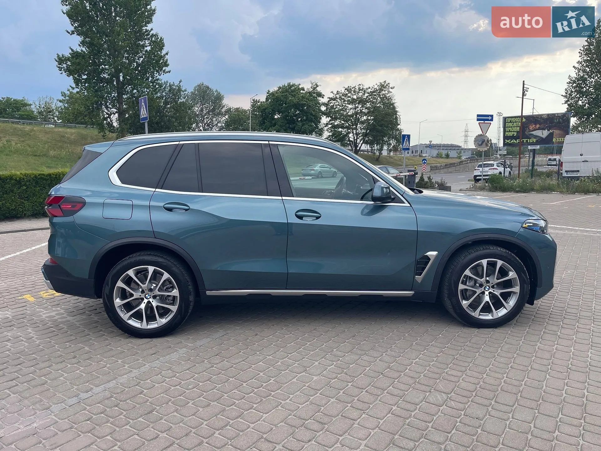 2025 BMW X5 - мініатюра 4