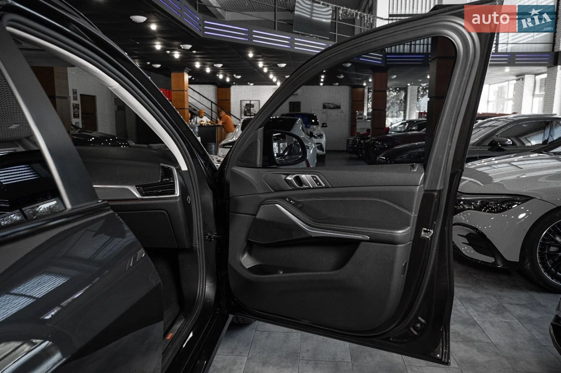 2020 BMW X5 - мініатюра 2