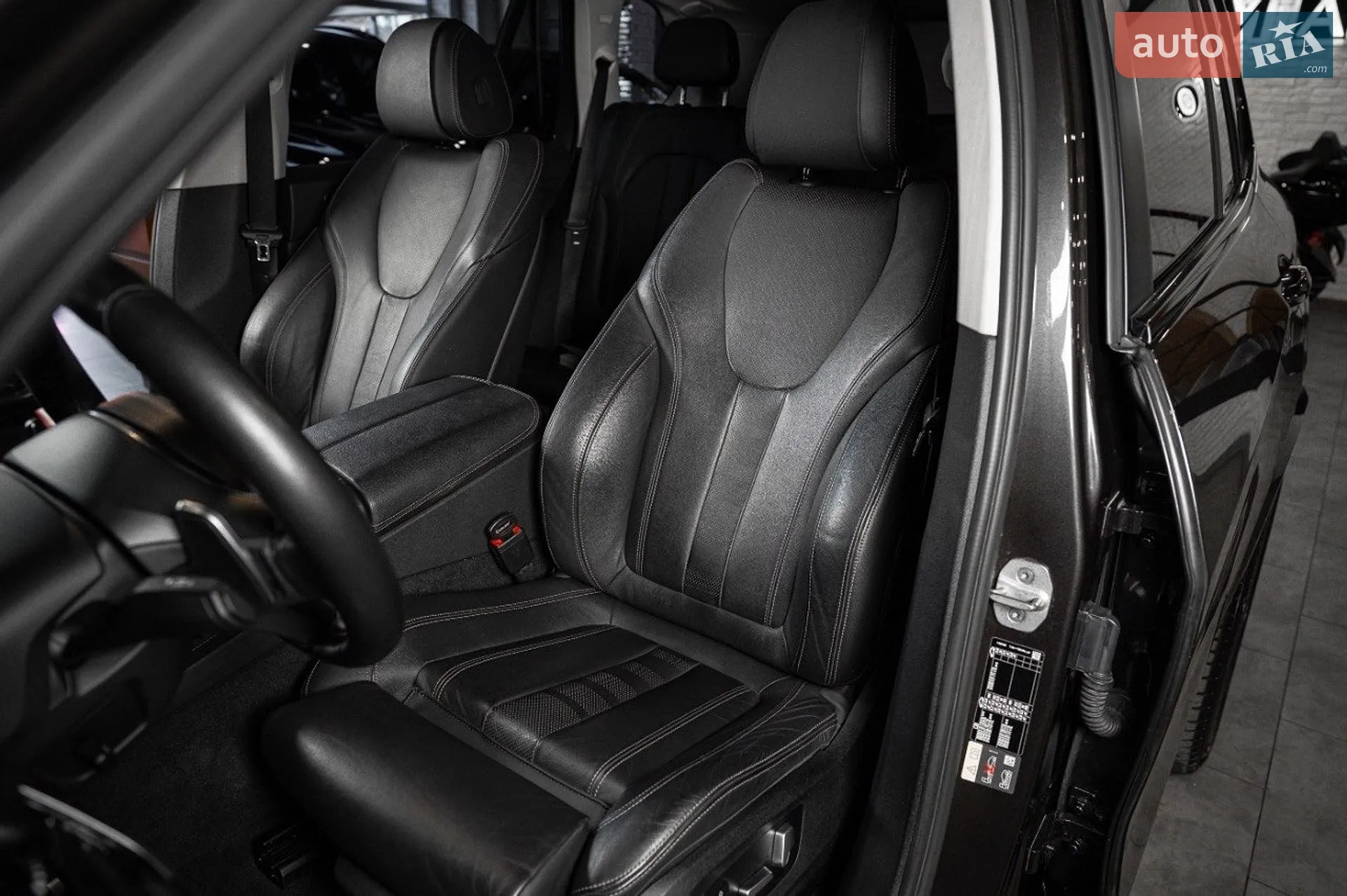 2020 BMW X5 - мініатюра 49