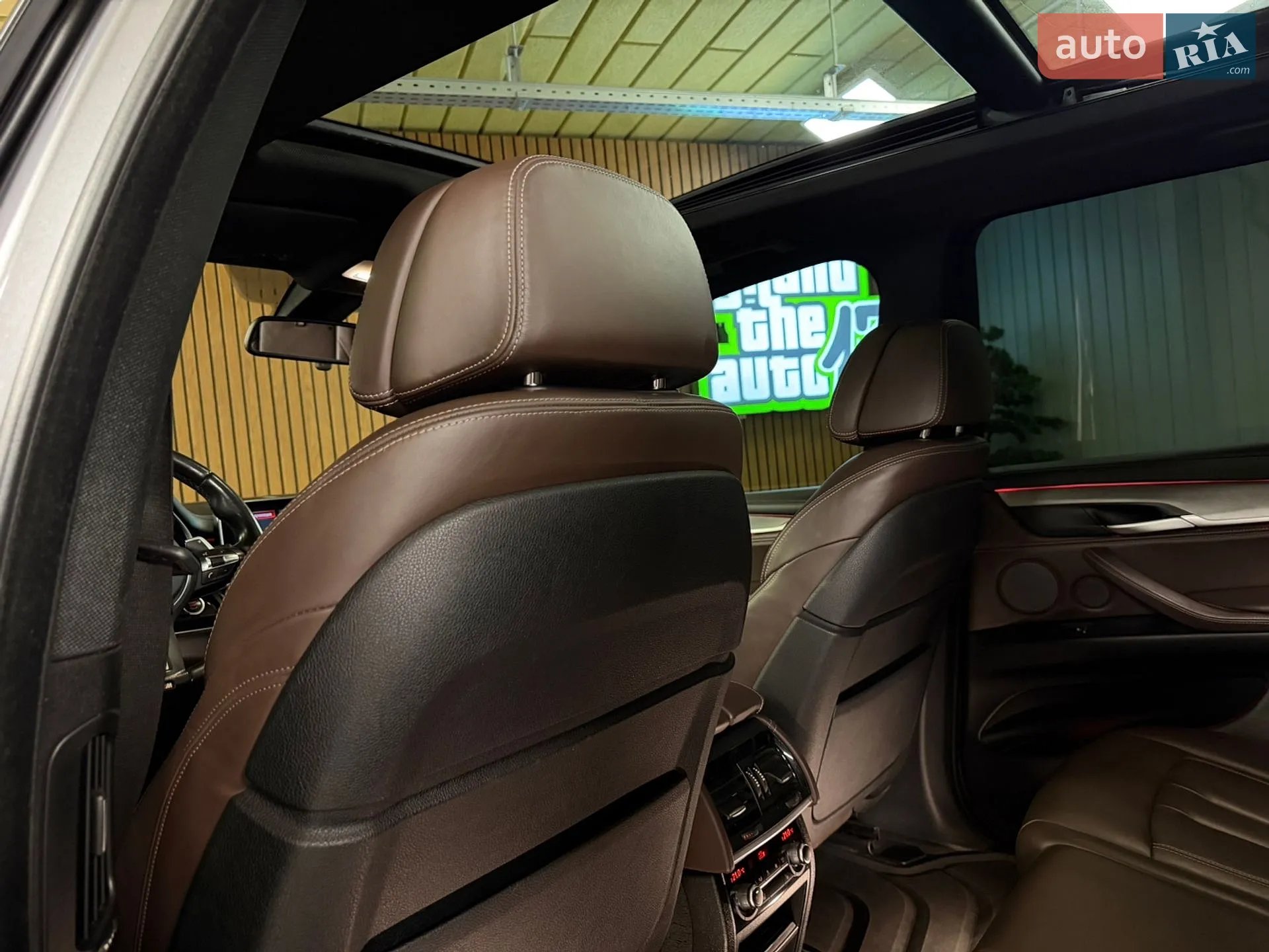 2017 BMW X5 - мініатюра 40