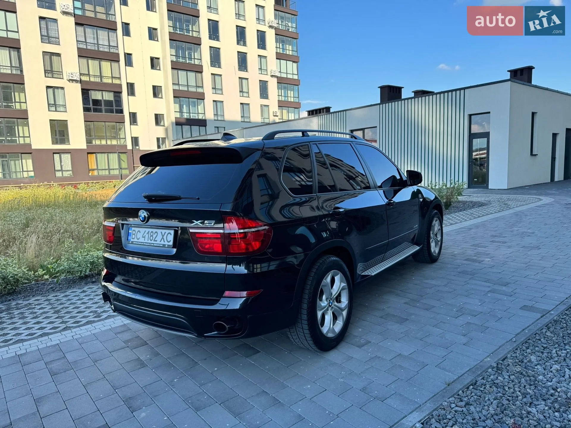2010 BMW X5 - мініатюра 17