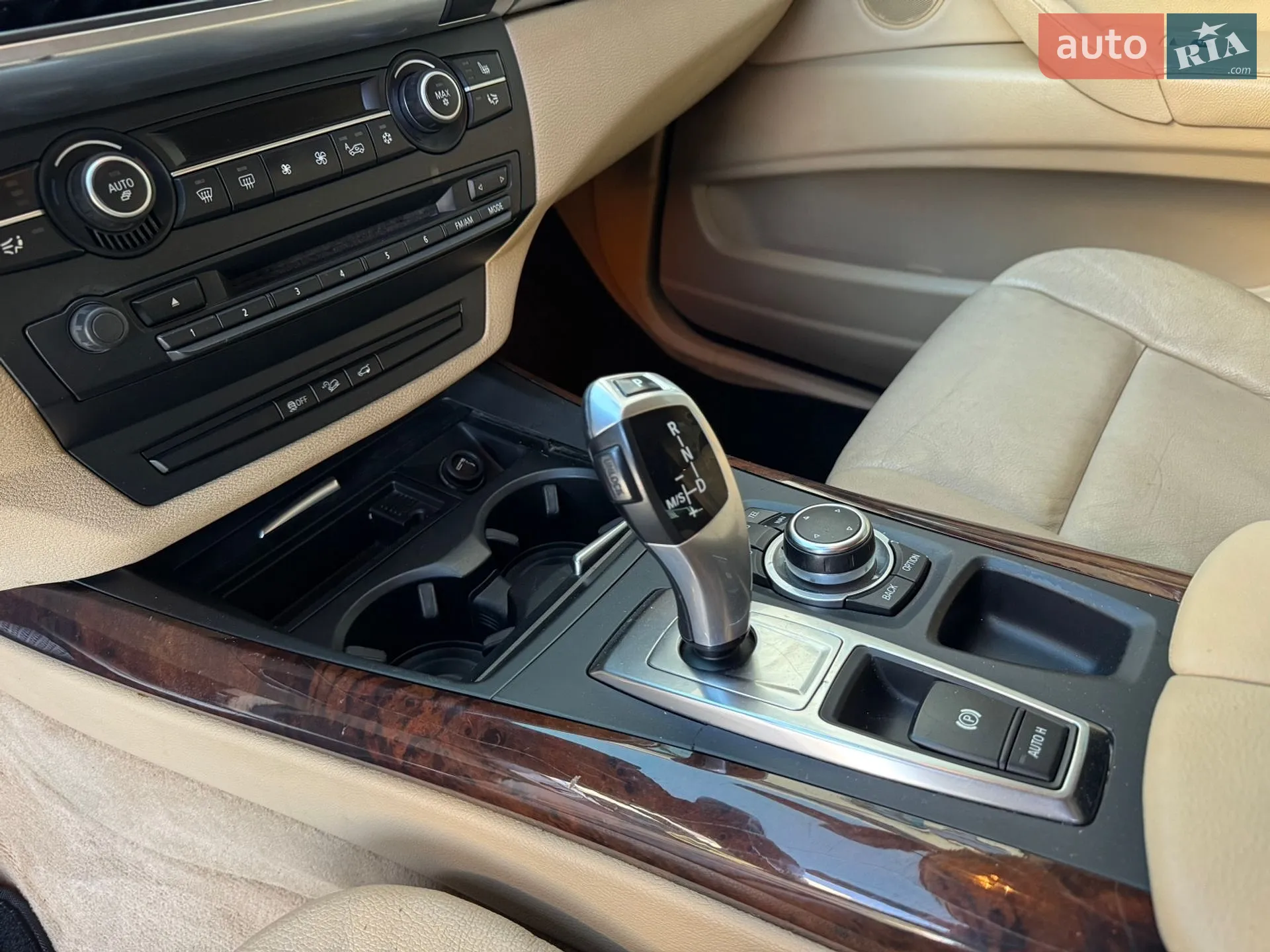 2010 BMW X5 - мініатюра 32