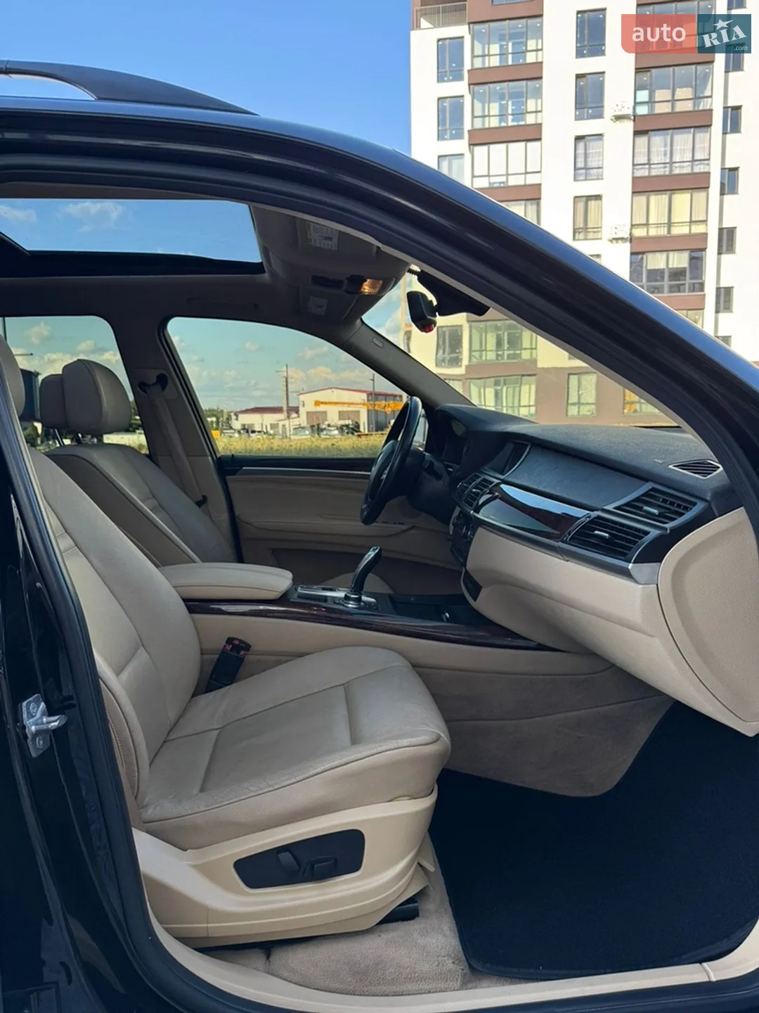 2010 BMW X5 - мініатюра 47
