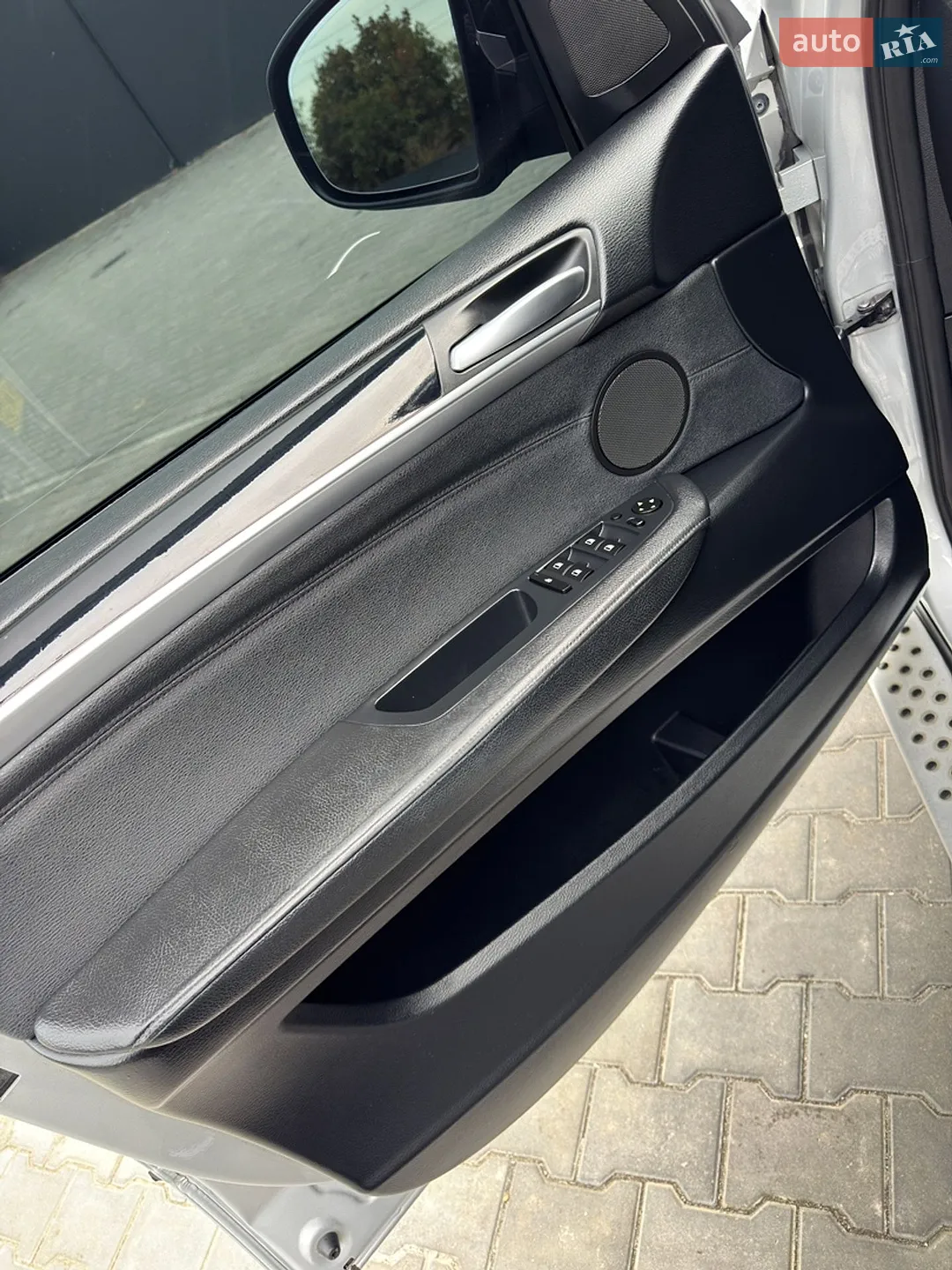 2011 BMW X5 - мініатюра 36