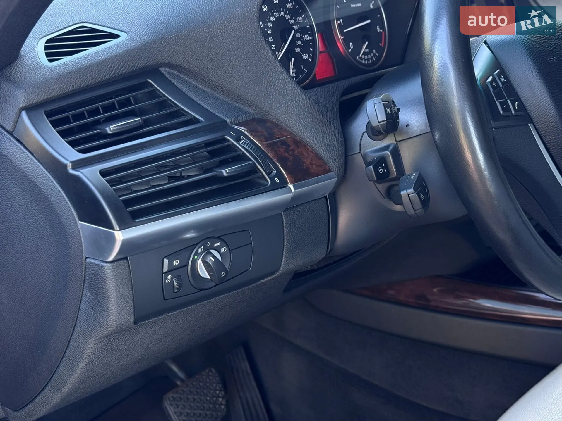 2011 BMW X5 - мініатюра 33