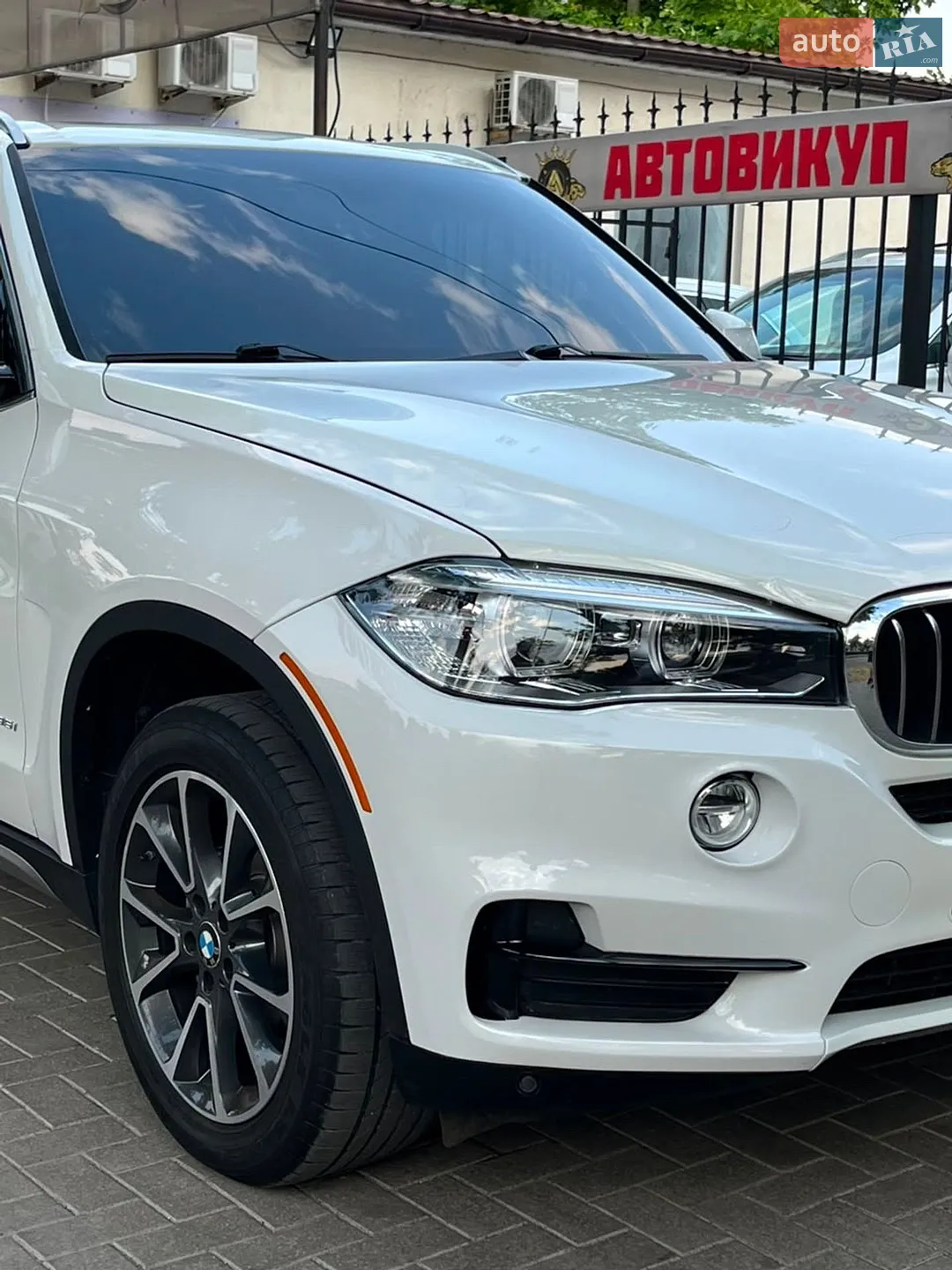 2016 BMW X5 - мініатюра 3