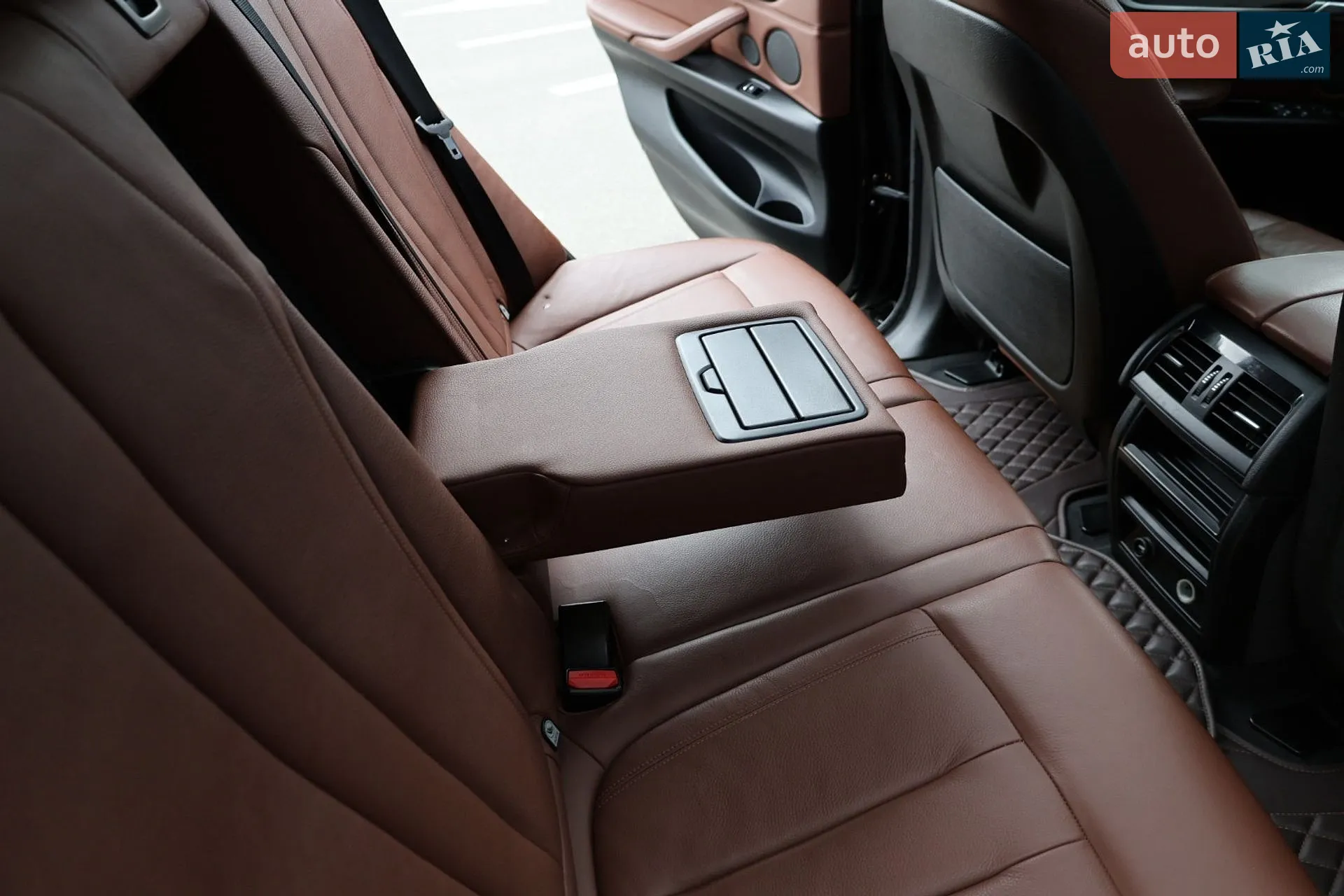 2015 BMW X5 - мініатюра 40