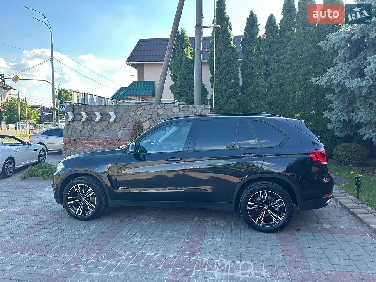 2017 BMW X5 - мініатюра 151