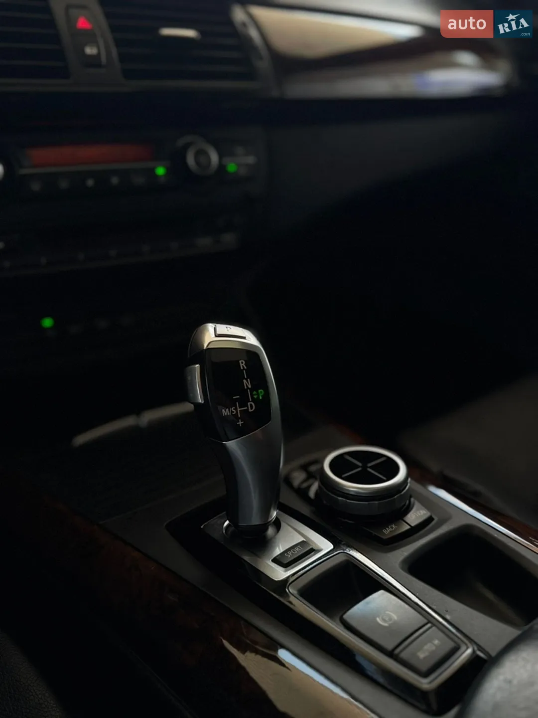 2010 BMW X5 - мініатюра 14